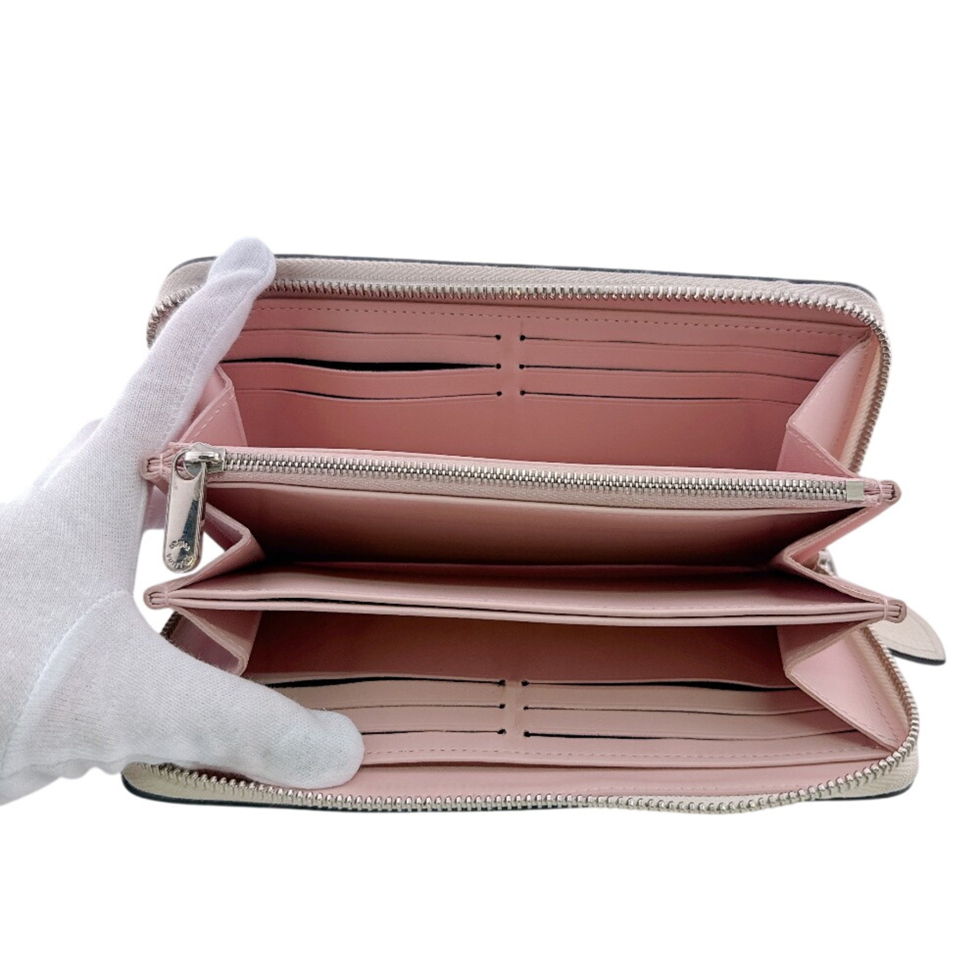 Louis Vuitton Mahina White Leather Long Wallet (Bi-Fold) (Pre-Owned)