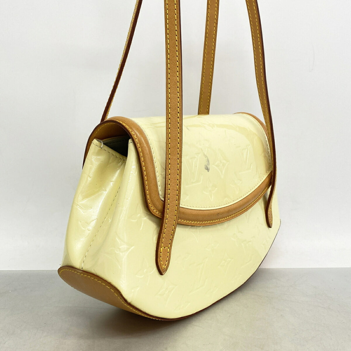 Louis Vuitton Pearl Shoulder Bag (Pre-Owned)