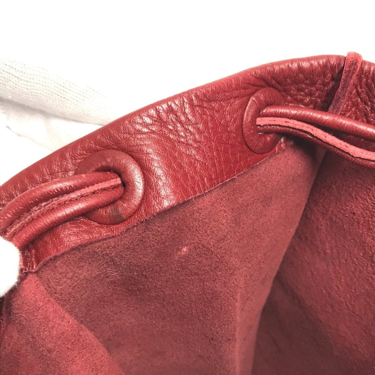 Bottega Veneta Red Color Leather Handbag (Pre-Owned)