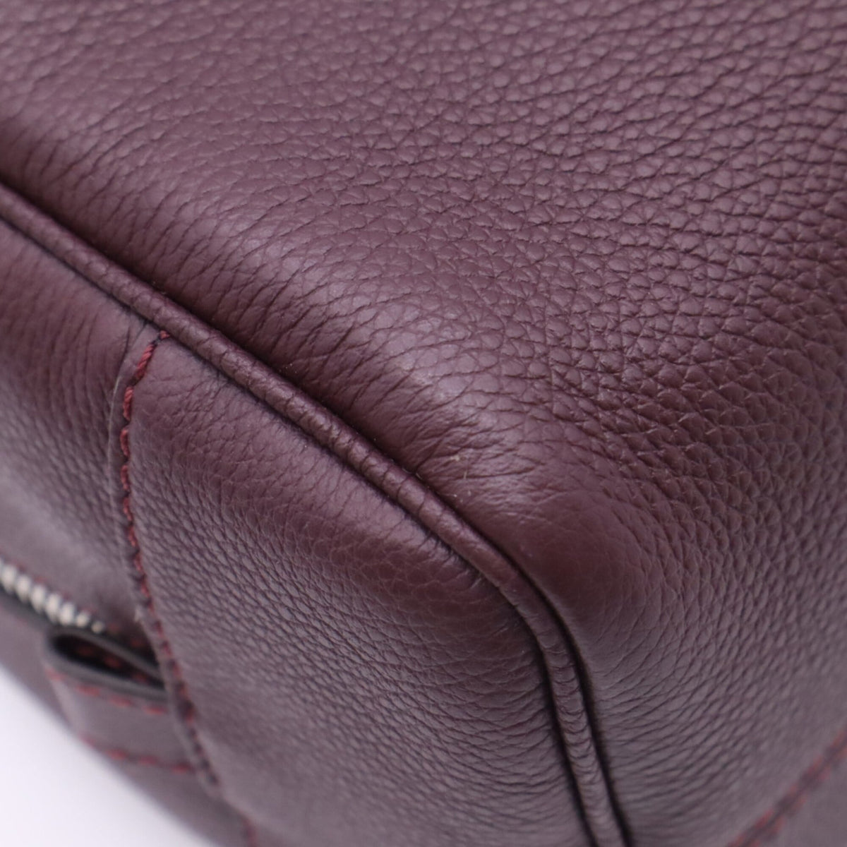 Fendi Red Color Wine Leather Clutch Bag (Pre-Owned)