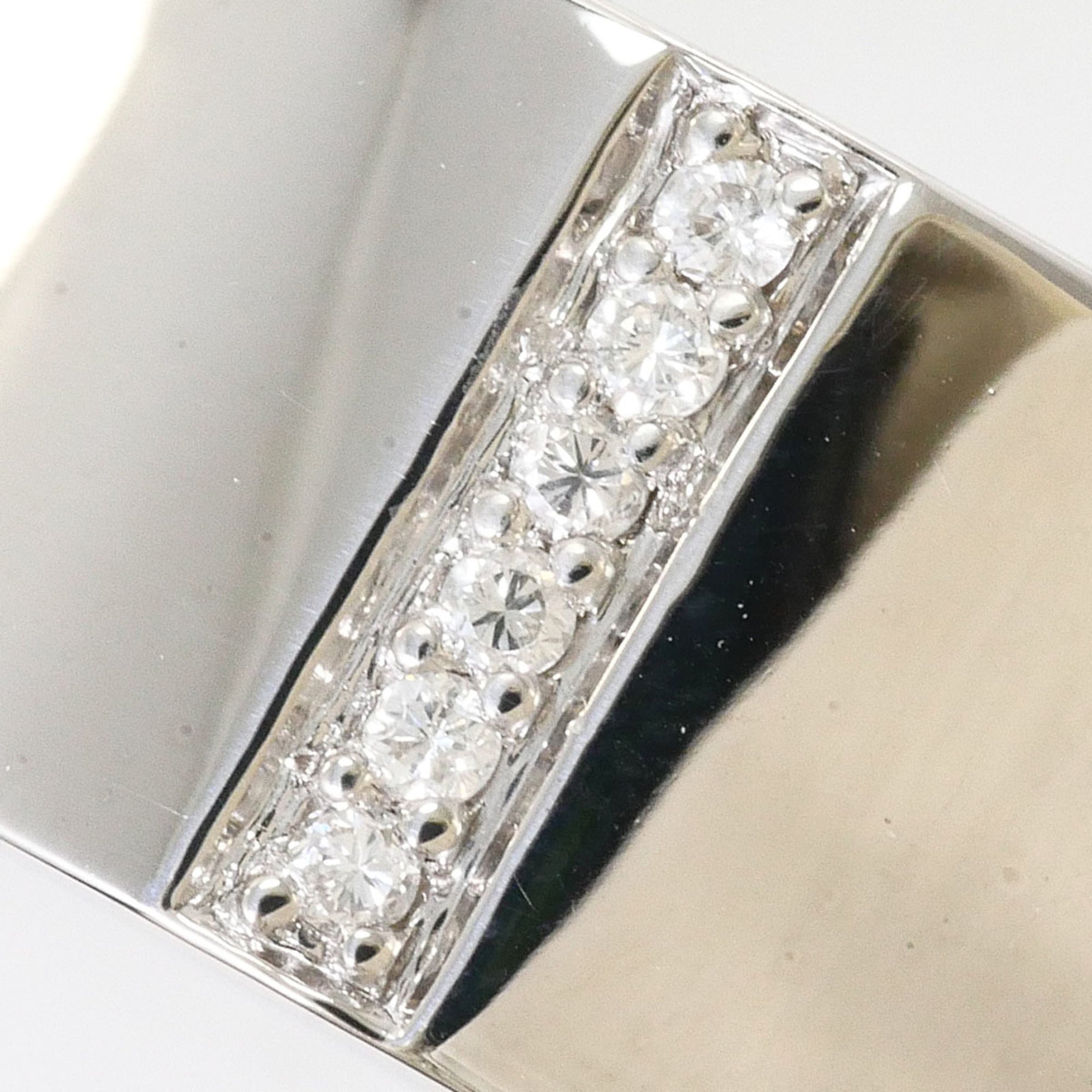 Unbranded White Gold White Gold (18K) Band Ring (Pre-Owned)