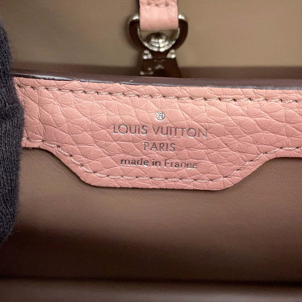 Louis Vuitton Magnolia Leather Handbag (Pre-Owned)