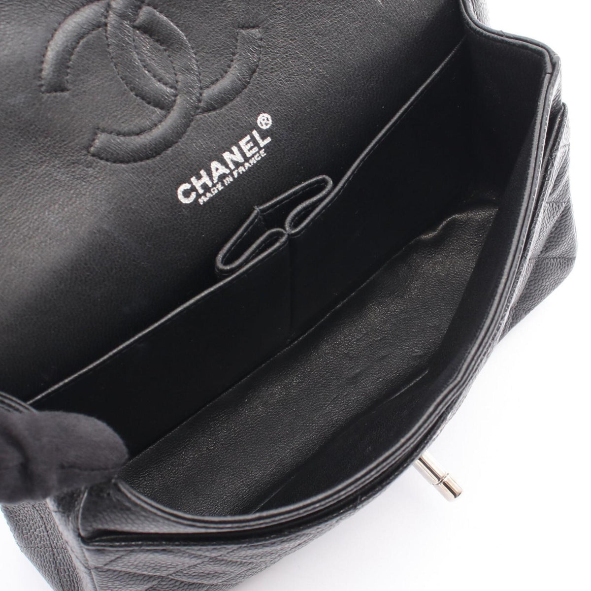 Chanel Black Grained Calfskin Handbag Shoulder Bag (Pre-Owned)