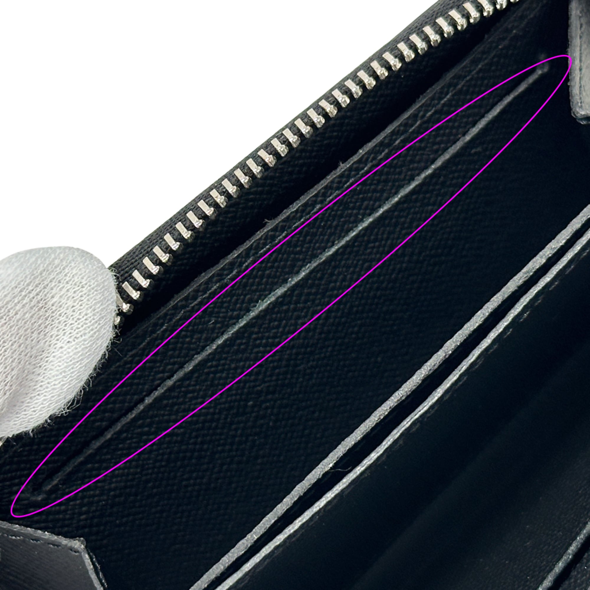 Louis Vuitton Ardoise Black Taiga Leather Coin Purse/Coin Case (Pre-Owned)