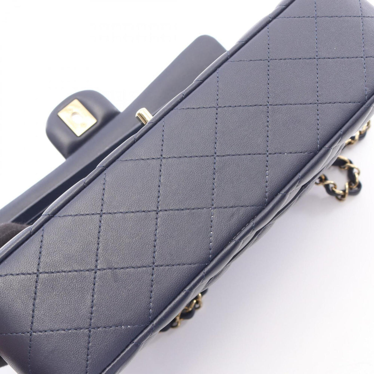 Chanel Navy Leather Handbag Shoulder Bag (Pre-Owned)