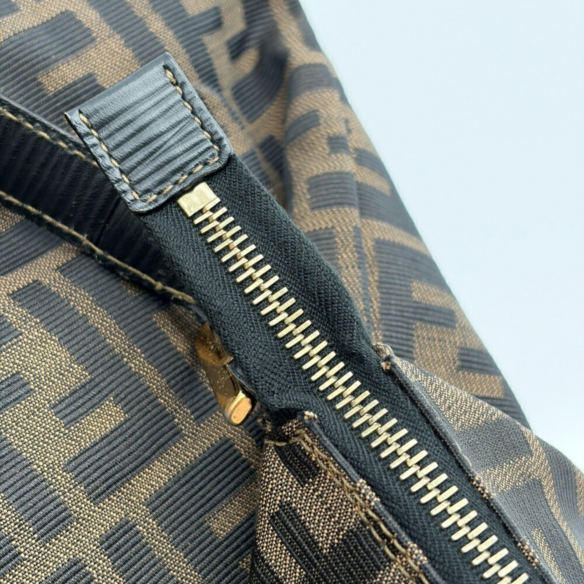 Fendi Zucca Black Brown Canvas Leather Shoulder Bag (Pre-Owned)