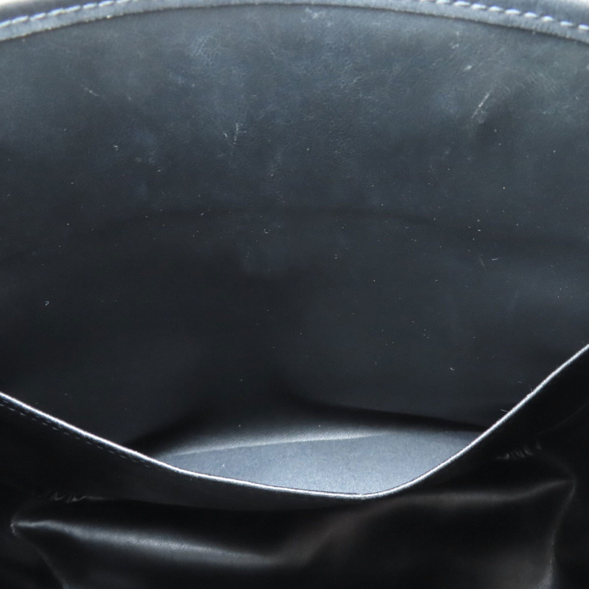 Longchamp Black Leather Handbag (Pre-Owned)