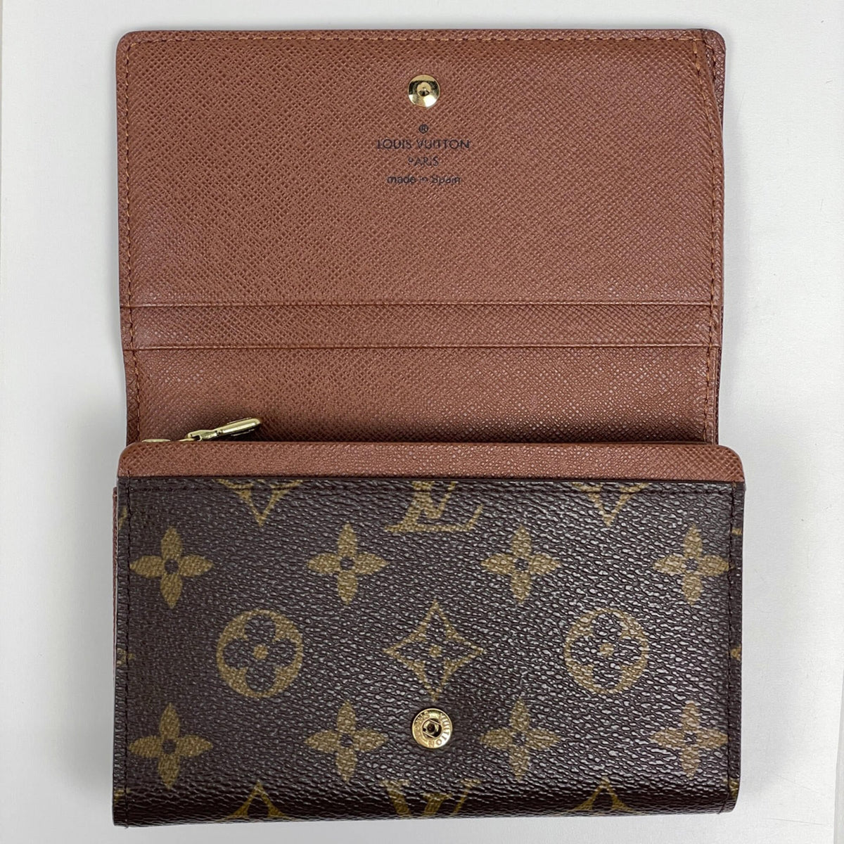 Louis Vuitton Brown Monogram Wallet (Bi-Fold) (Pre-Owned)