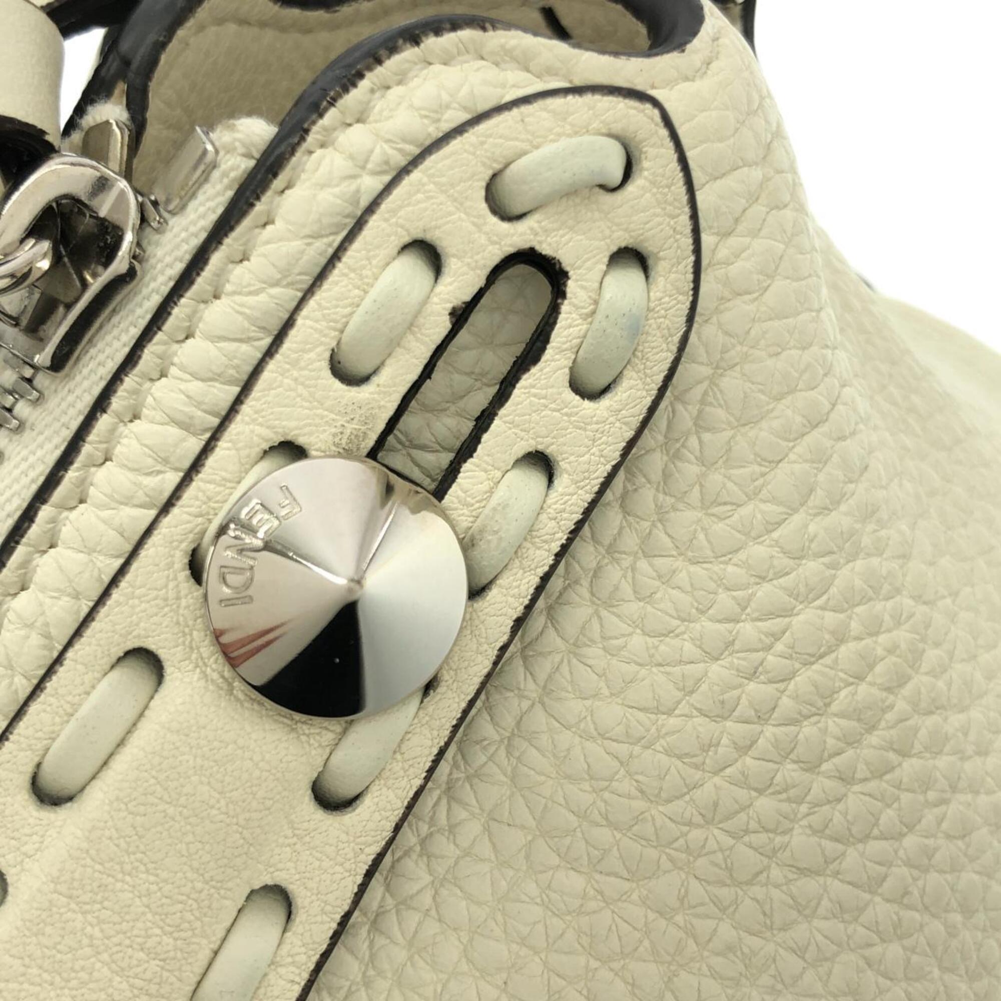Fendi Silver White Leather Handbag (Pre-Owned)