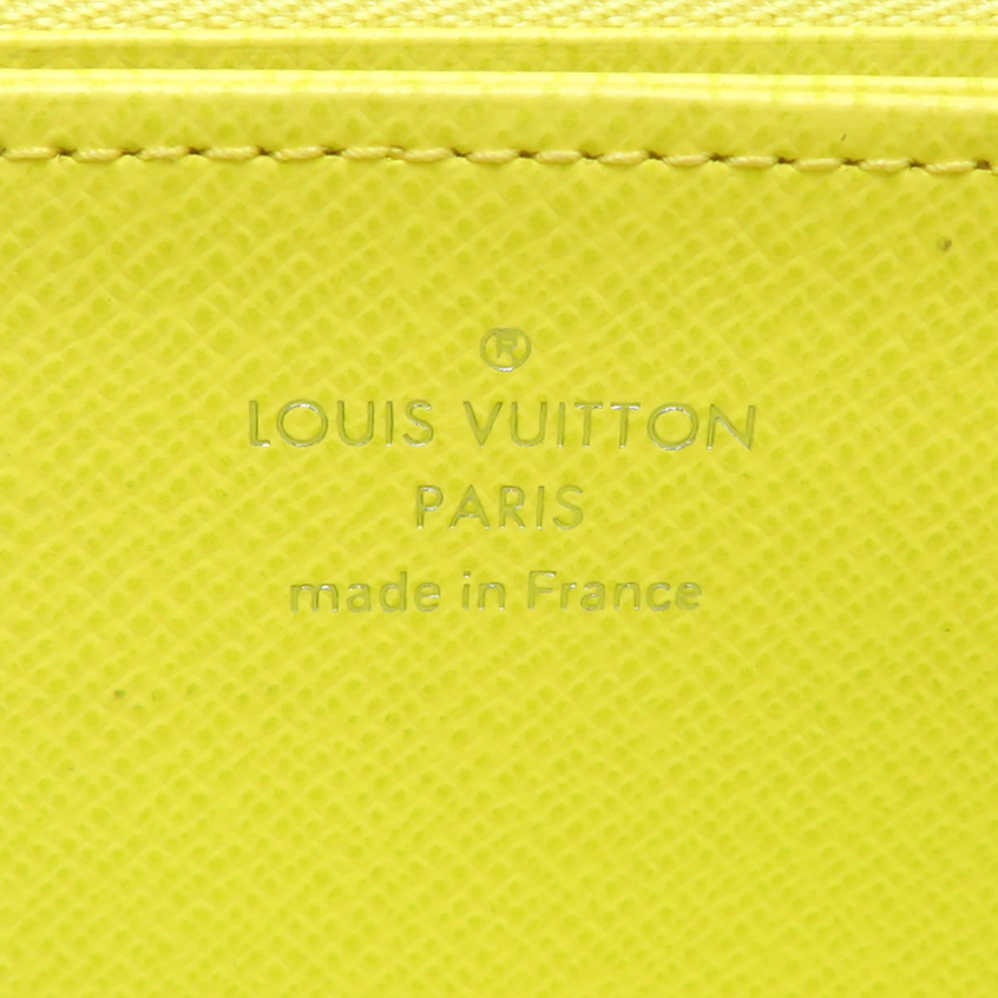 Louis Vuitton Epi Leather Long Wallet (Bi-Fold) (Pre-Owned)