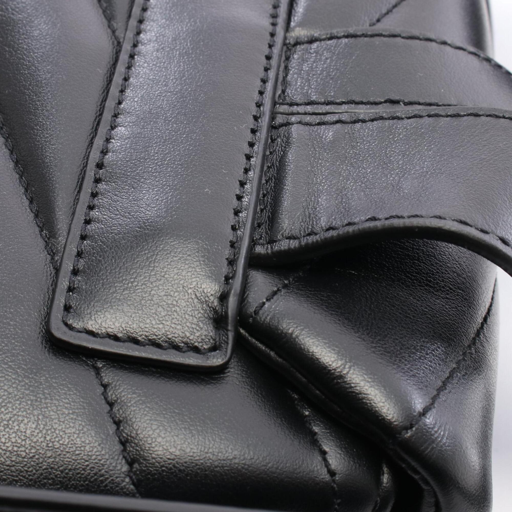 Yves Saint Laurent Black Leather Backpack Handbag (Pre-Owned)