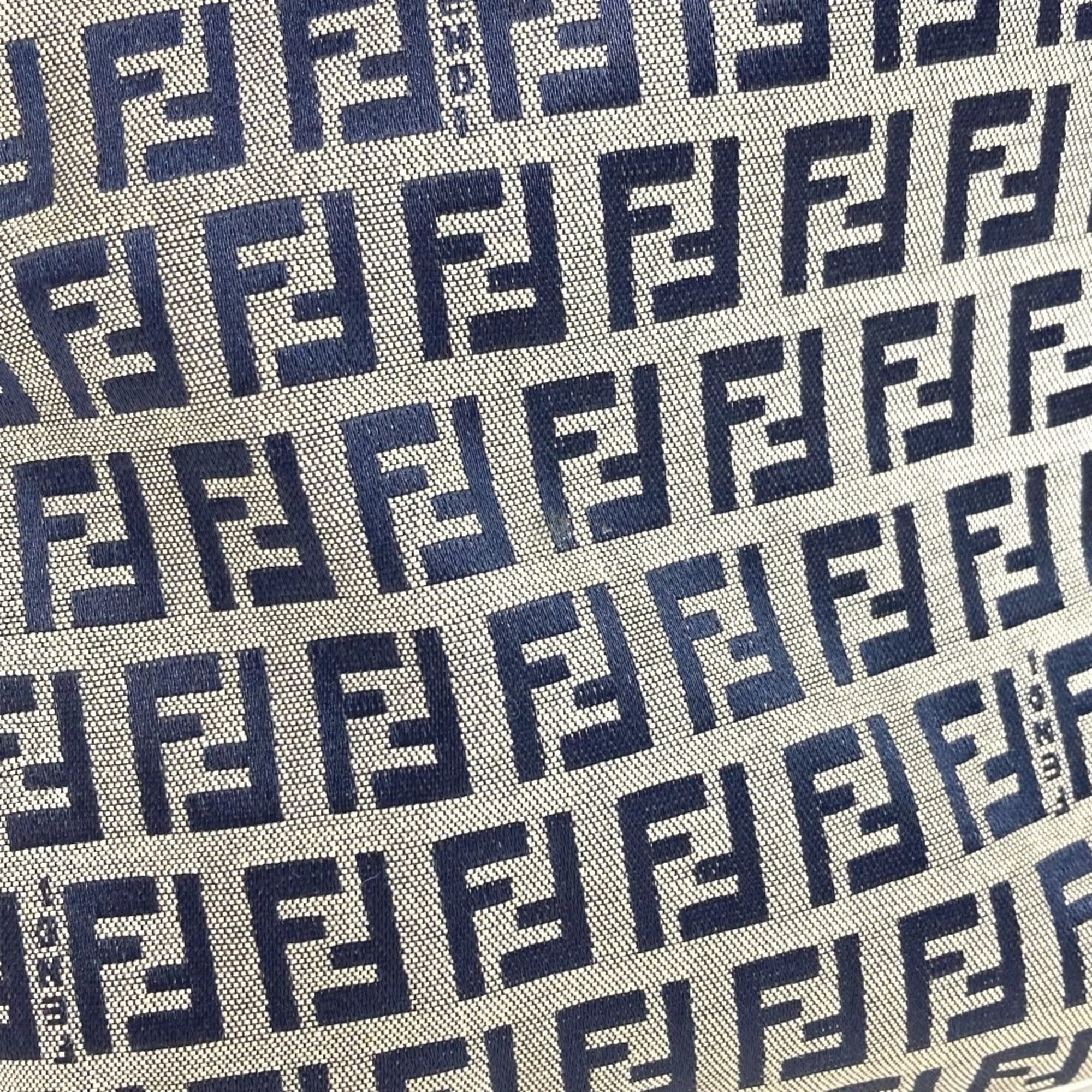 Fendi Navy White Zucchino Handbag Shoulder Bag (Pre-Owned)