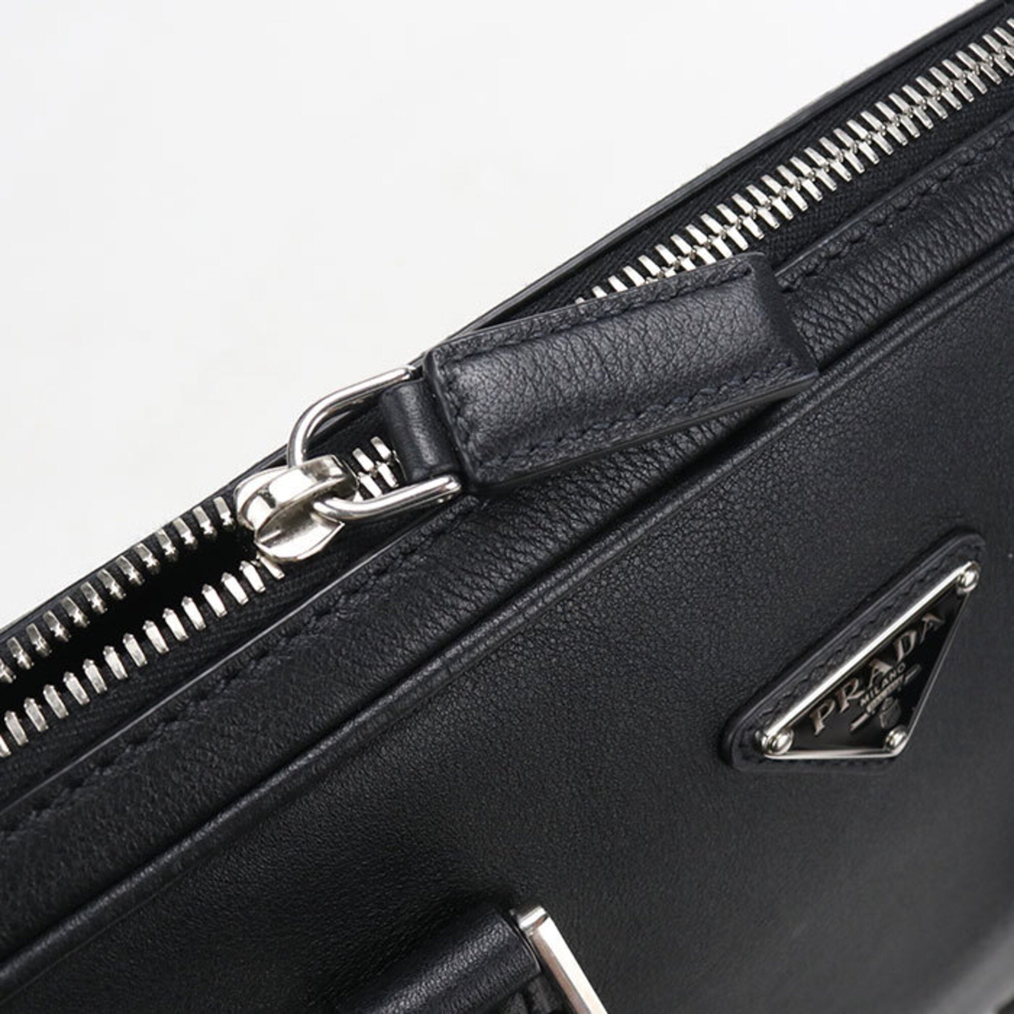Prada Black Leather Briefcase (Pre-Owned)