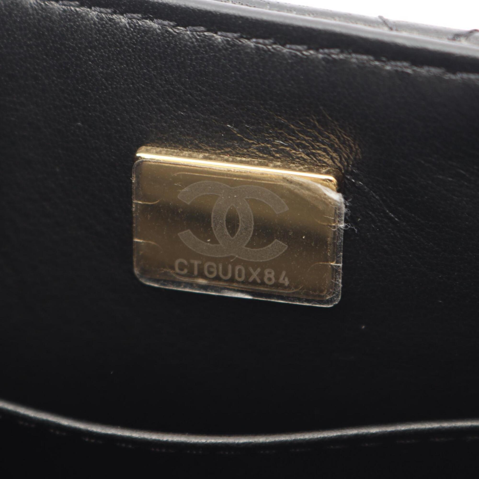 Chanel Matelasse Black Leather Handbag Shoulder Bag (Pre-Owned)