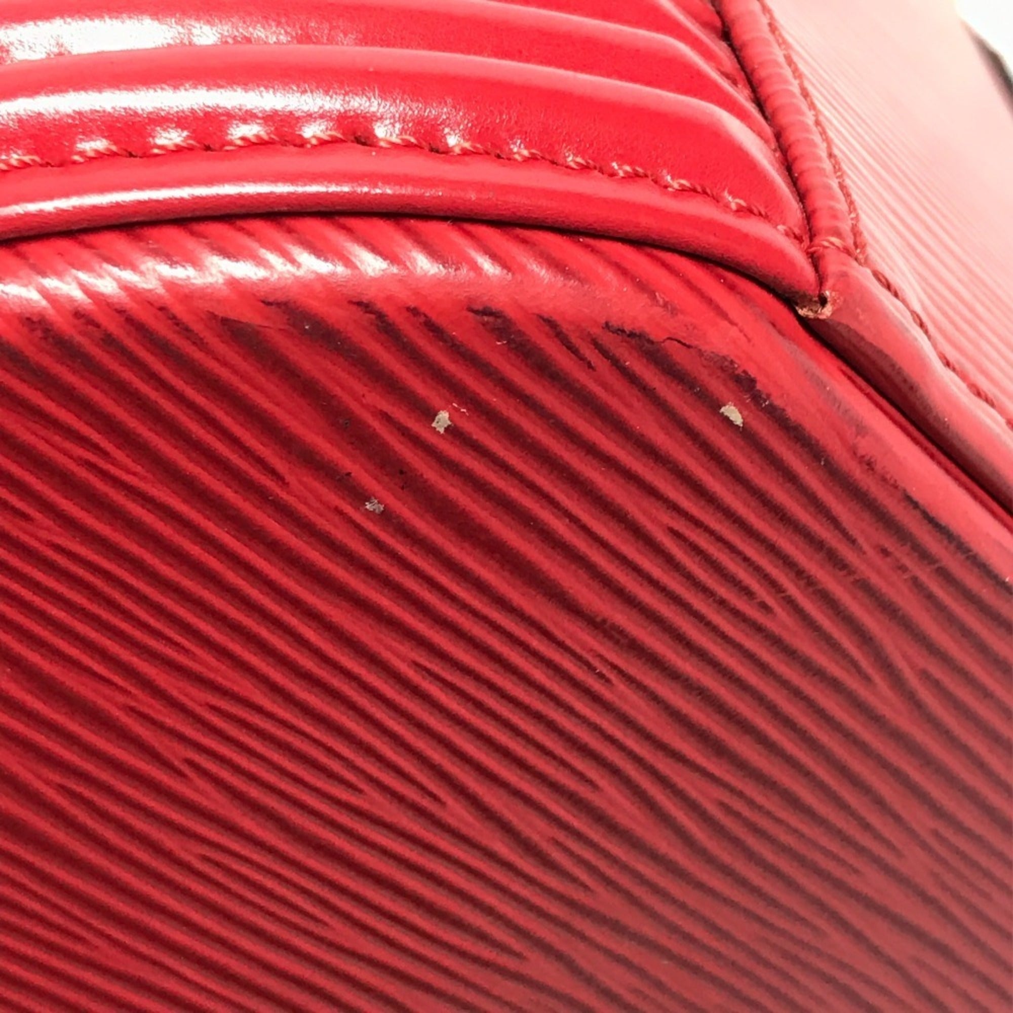 Louis Vuitton Epi Castilian Red Epi Leather Handbag Vanity Bag (Pre-Owned)