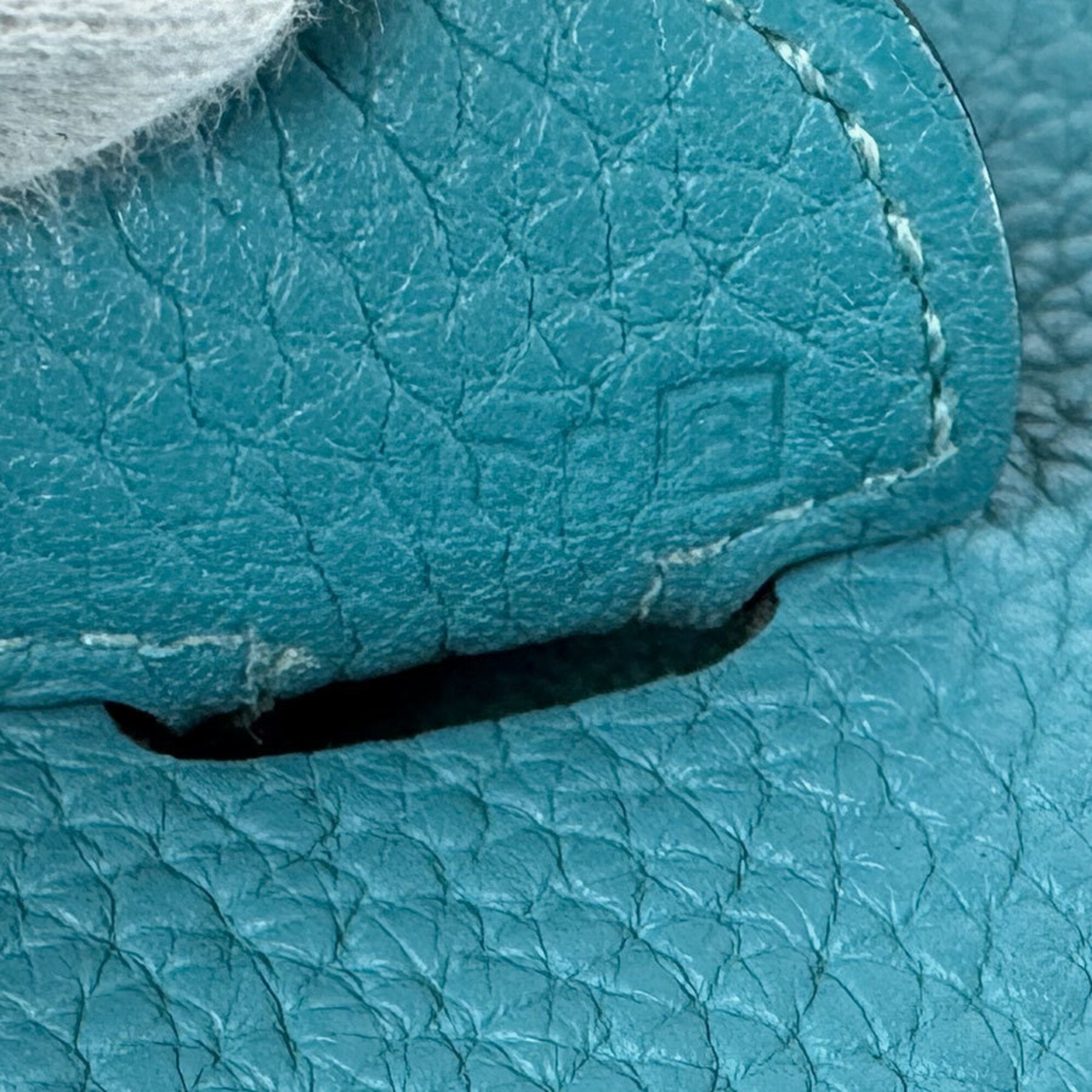 Hermes Blue Leather Shoulder Bag (Pre-Owned)