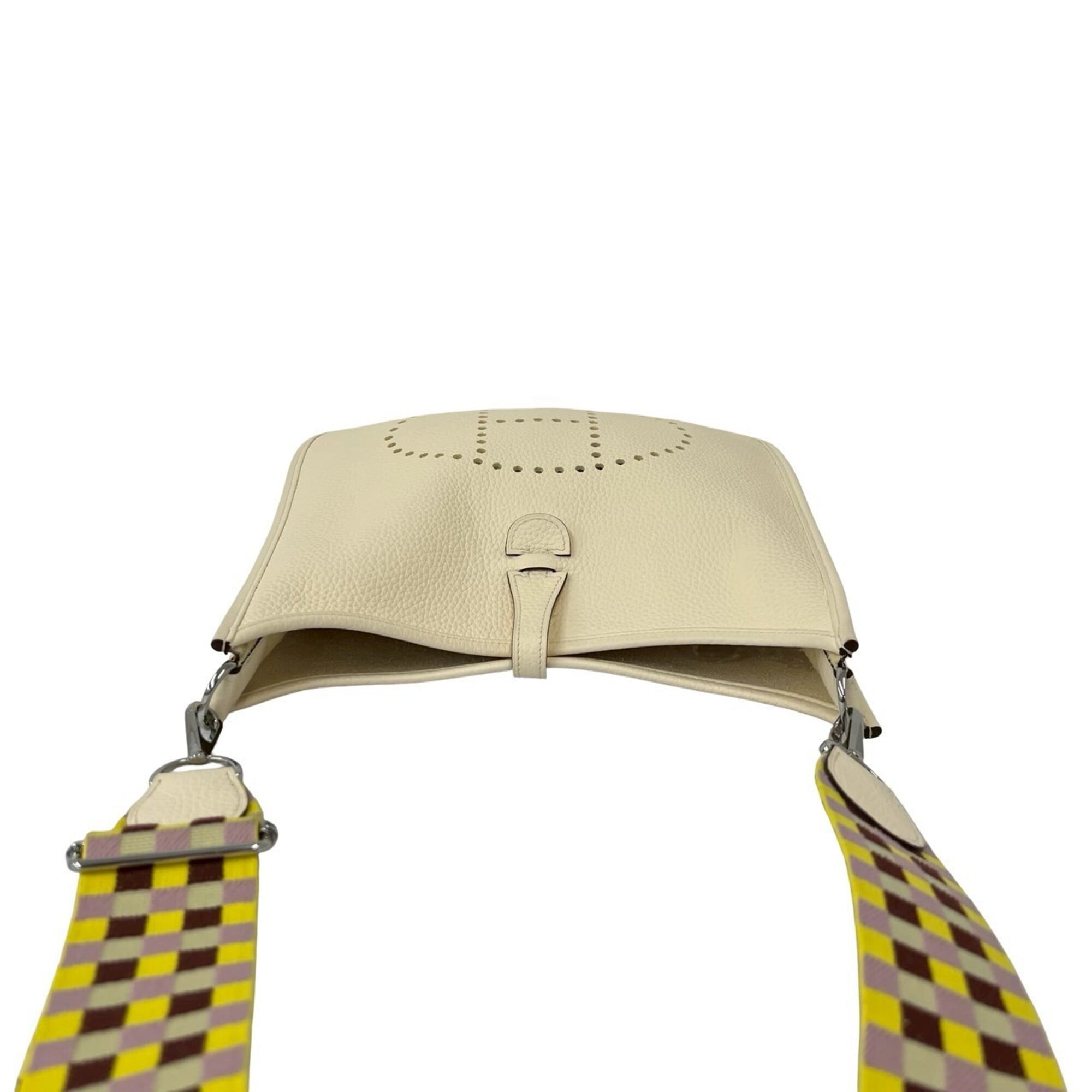 Hermes Beige Taurillon Clemence Leather Shoulder Bag (Pre-Owned)