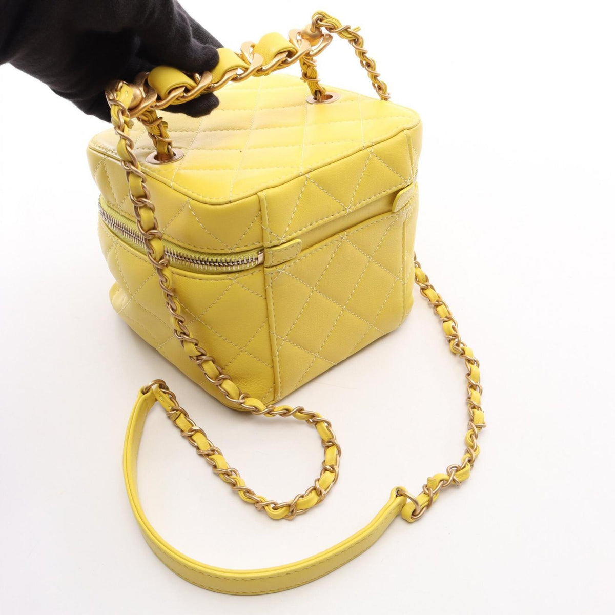 Chanel Yellow Leather Handbag Shoulder Bag (Pre-Owned)