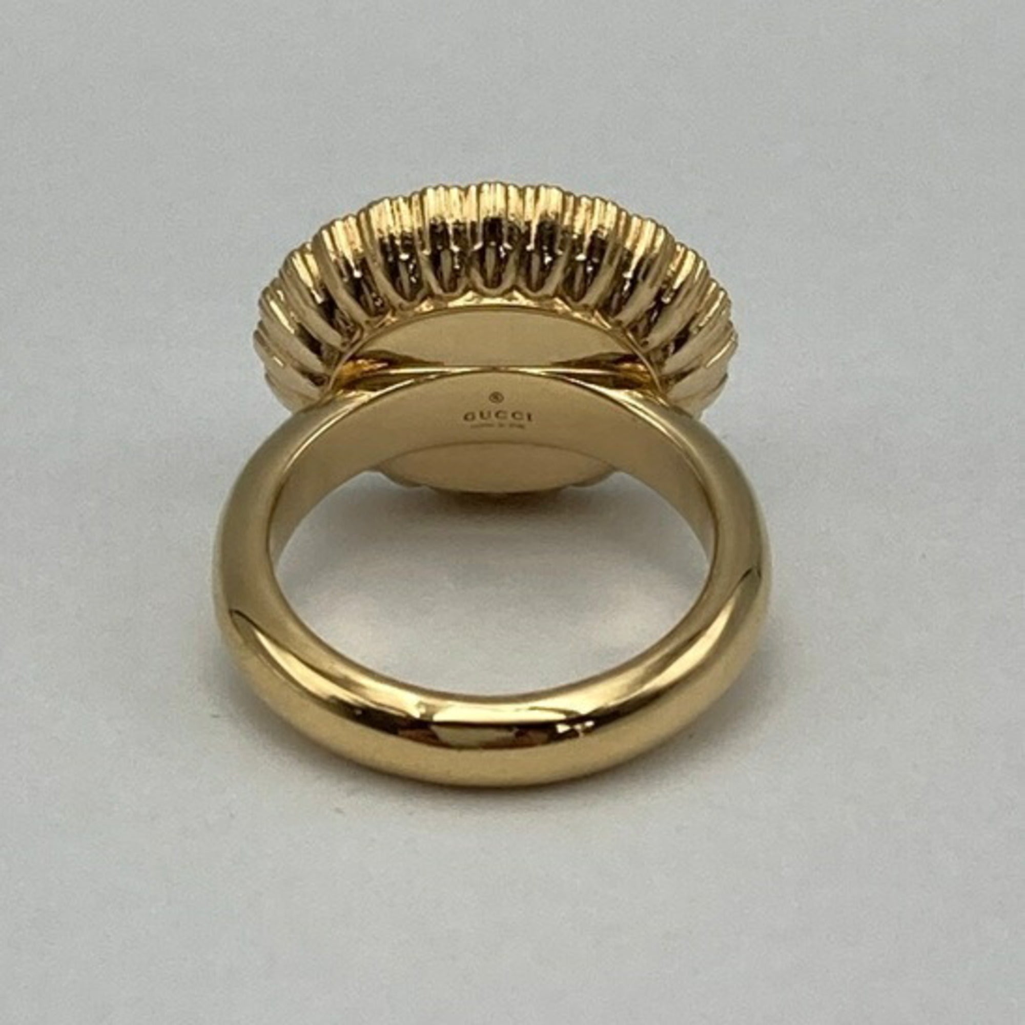 Gucci Pink Metal Band Ring (Pre-Owned)