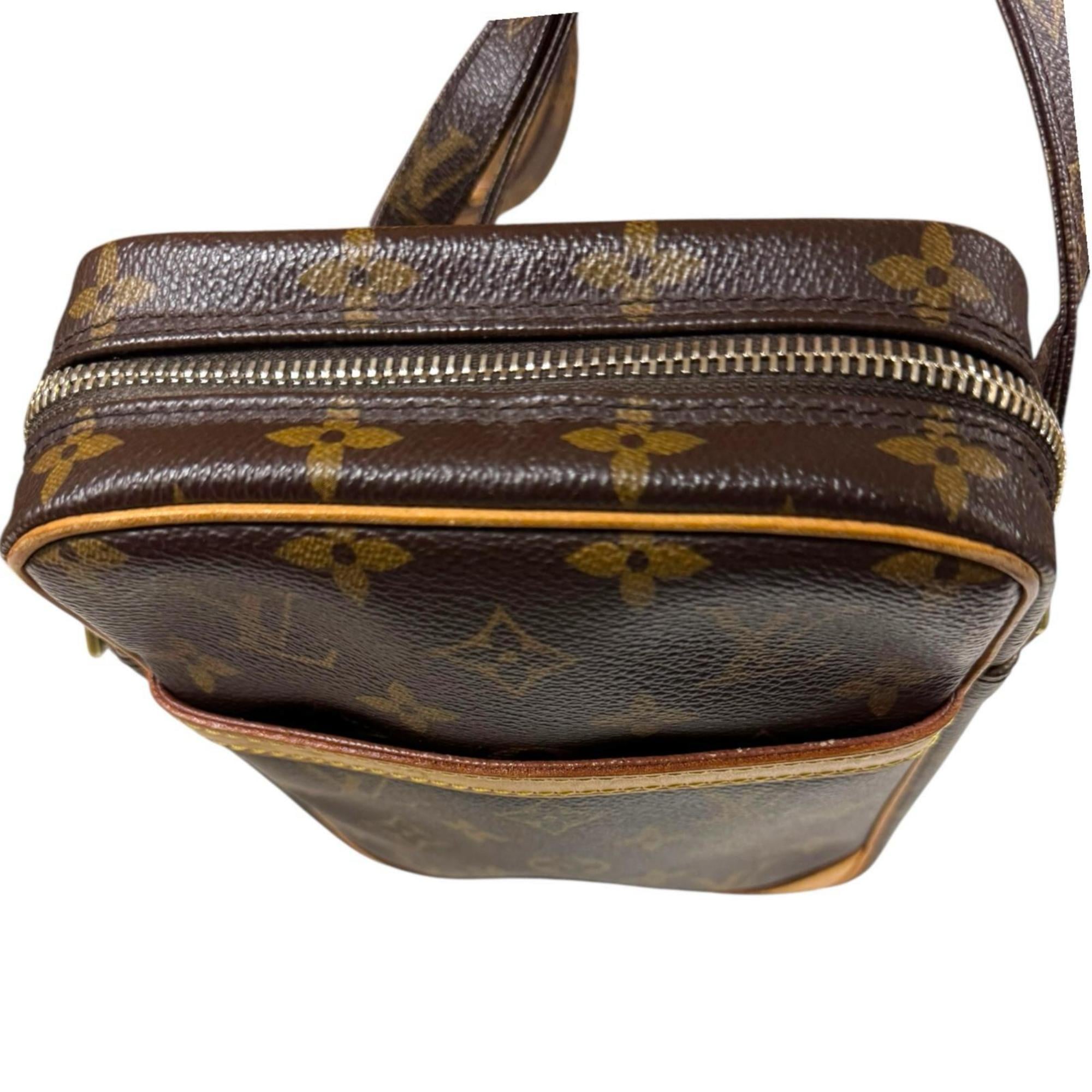 Louis Vuitton Brown Monogram Shoulder Bag (Pre-Owned)