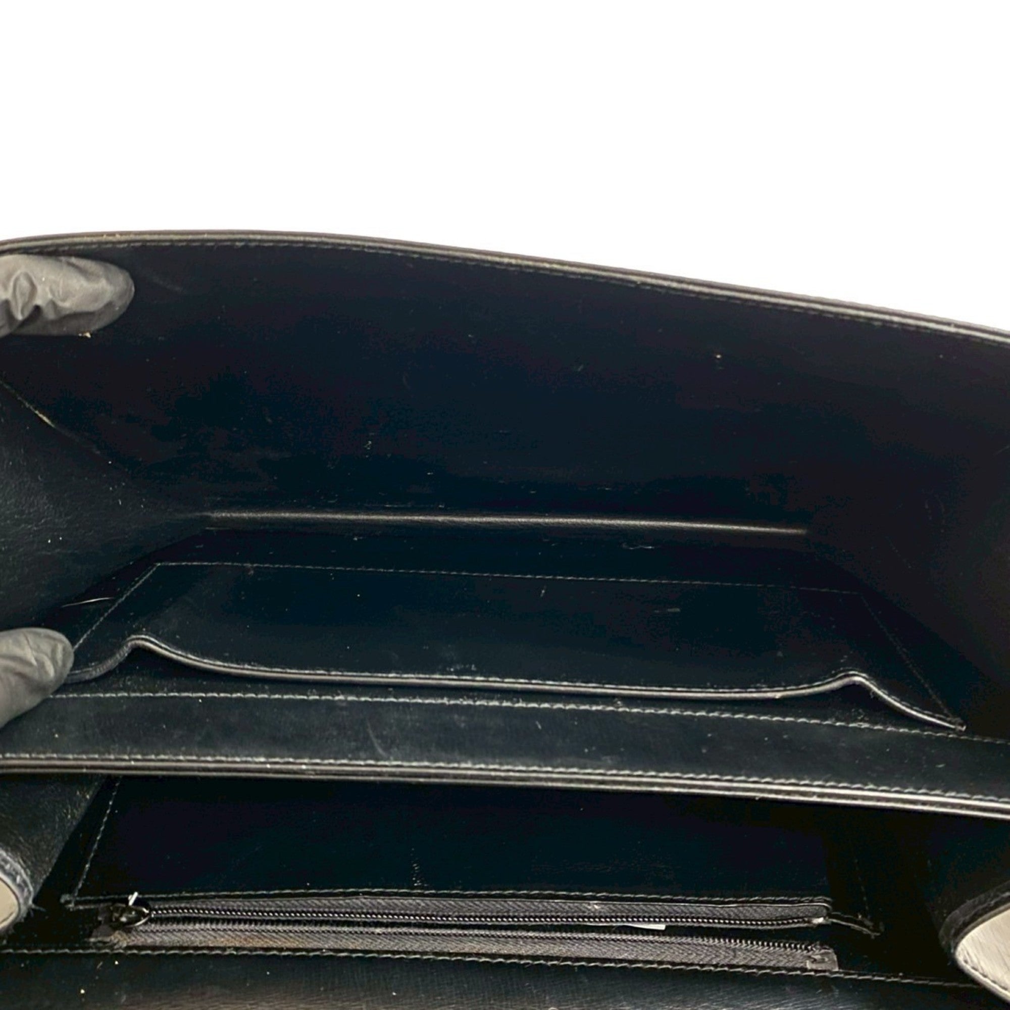 Celine Black Leather Pochette Shoulder Bag (Pre-Owned)
