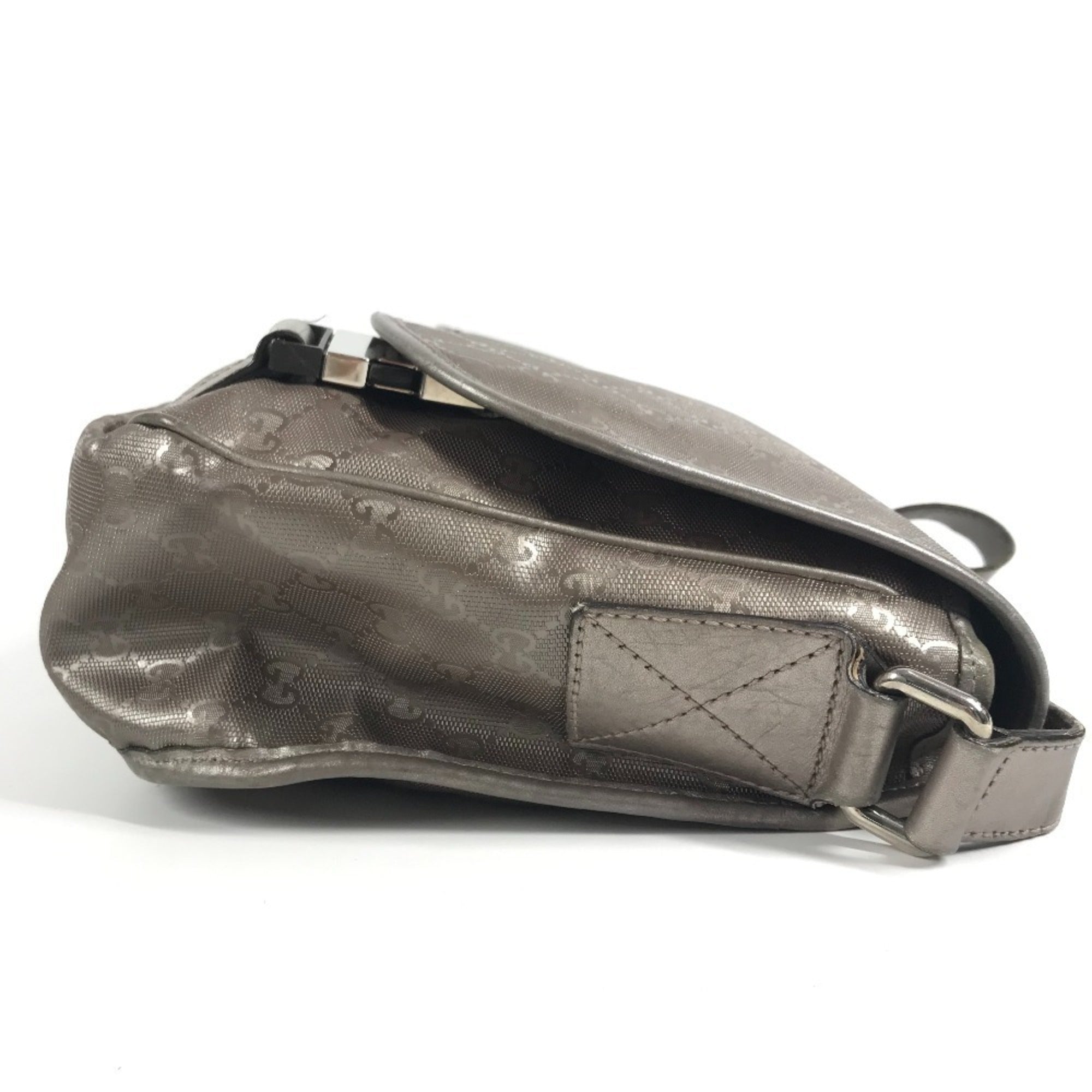 Gucci Metallic Gg Imprimé Leather Messenger Bag Shoulder Bag (Pre-Owned)