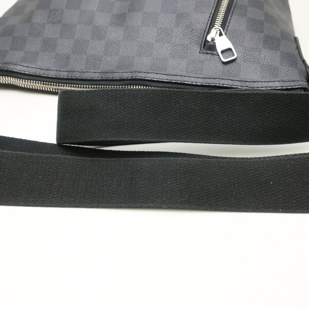 Louis Vuitton Black Damier Canvas Damier Graphite Damier Graphite Shoulder Bag (Pre-Owned)
