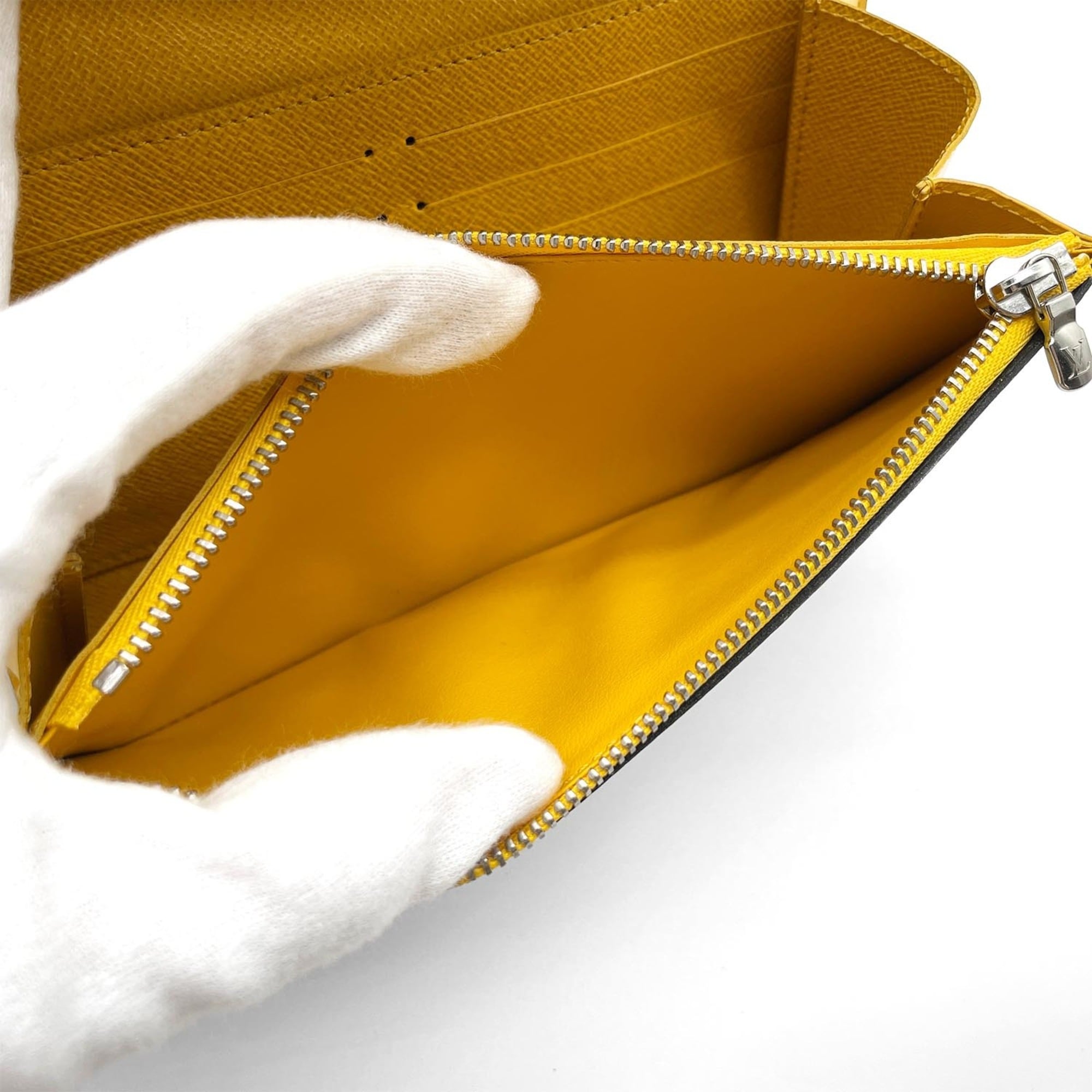 Louis Vuitton Yellow Epi Leather Shoulder Bag (Pre-Owned)