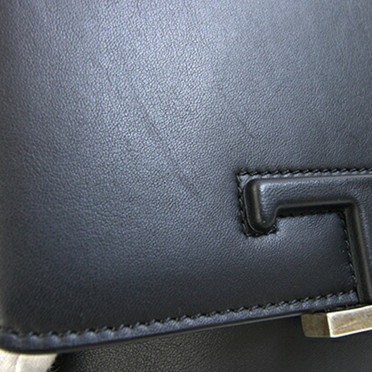 Tod's Black Leather Pochette Shoulder Bag (Pre-Owned)