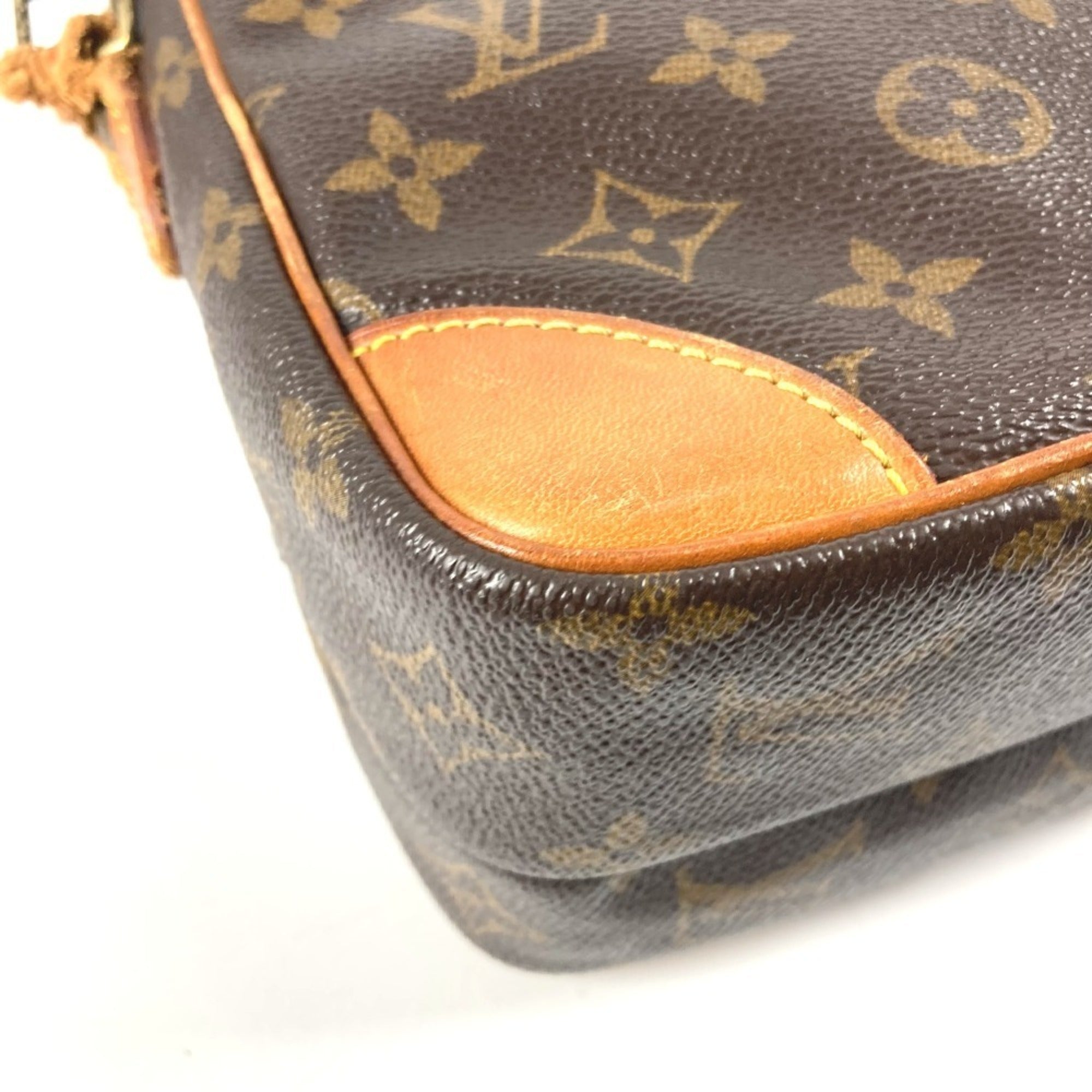Louis Vuitton Monogram Brown Monogram Pochette Shoulder Bag (Pre-Owned)