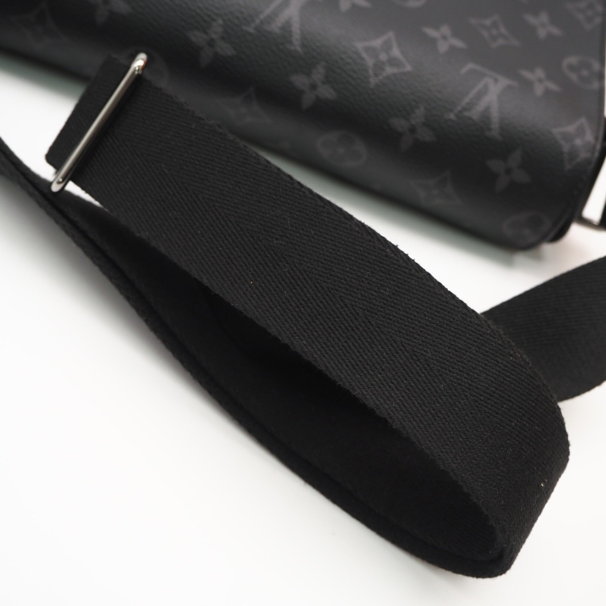 Louis Vuitton Monogram Eclipse Black Gray Coated Canvas Leather Shoulder Bag (Pre-Owned)