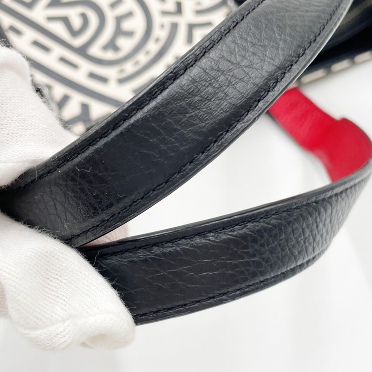 Coach Black White Leather Tote Bag (Pre-Owned)