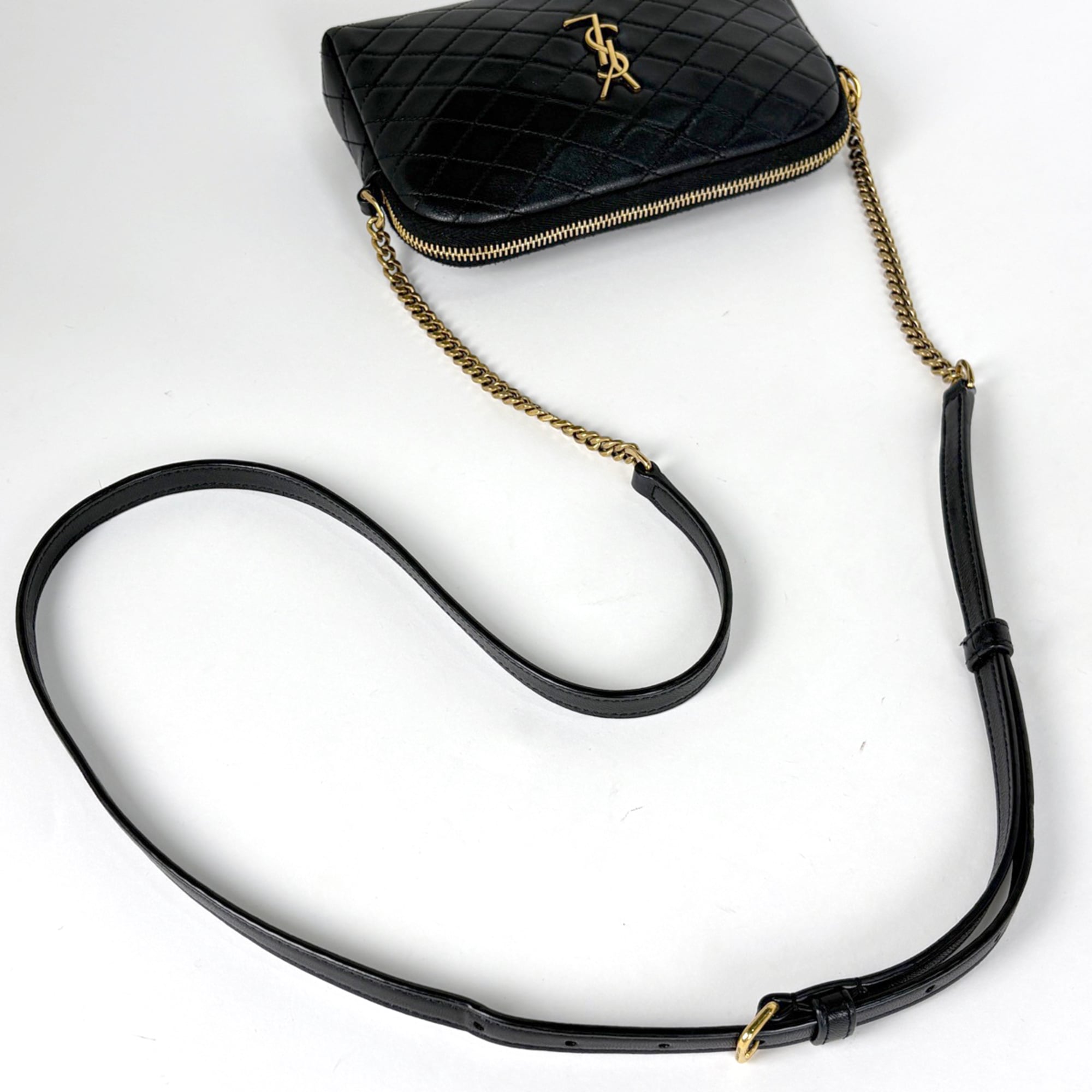 Saint Laurent Black Leather Shoulder Bag (Pre-Owned)