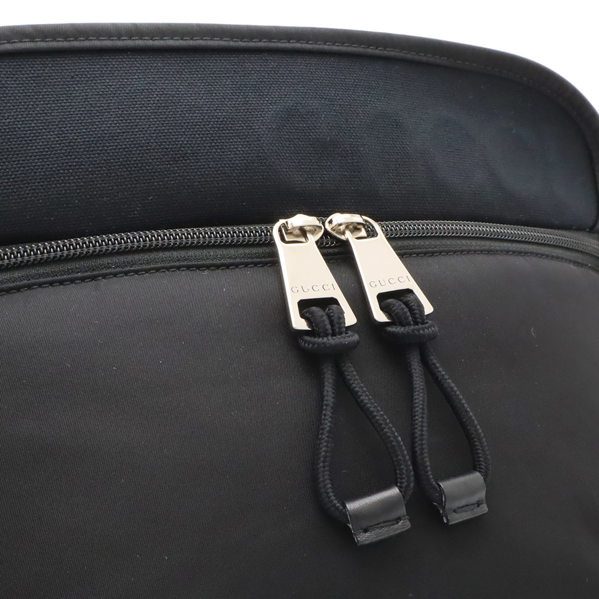 Gucci Black Nylon Pouch Sling Bag (Pre-Owned)