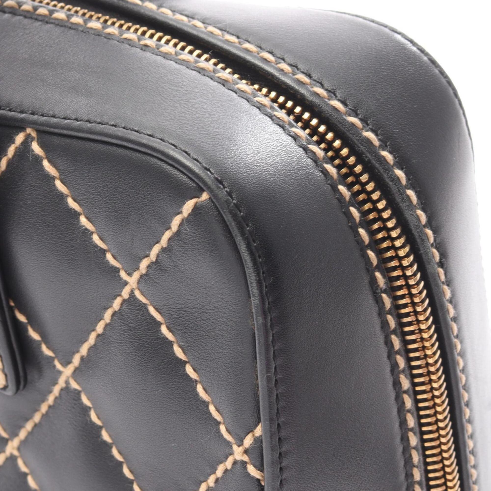 Chanel Black Leather Handbag (Pre-Owned)
