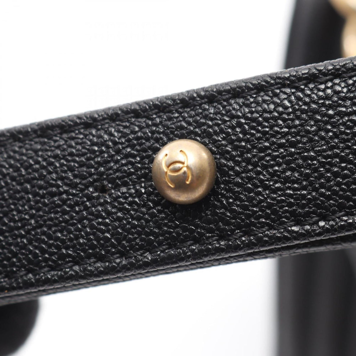 Chanel Boy Chanel Black Grained Calfskin Shoulder Bag (Pre-Owned)