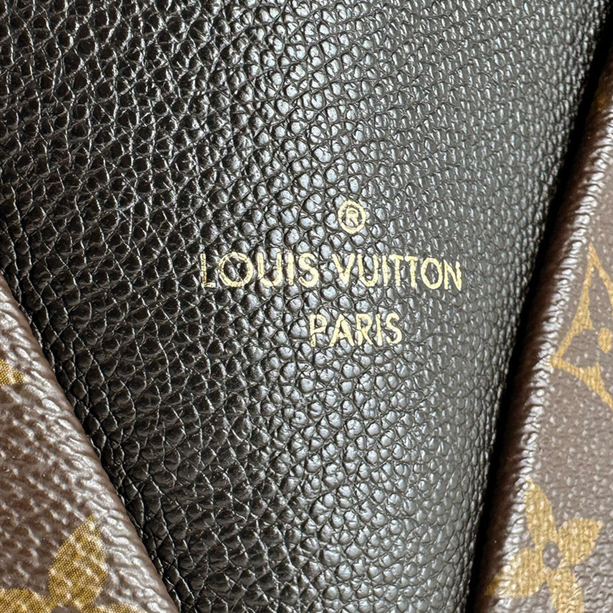 Louis Vuitton Monogram Noir Monogram Leather Handbag Shoulder Bag (Pre-Owned)