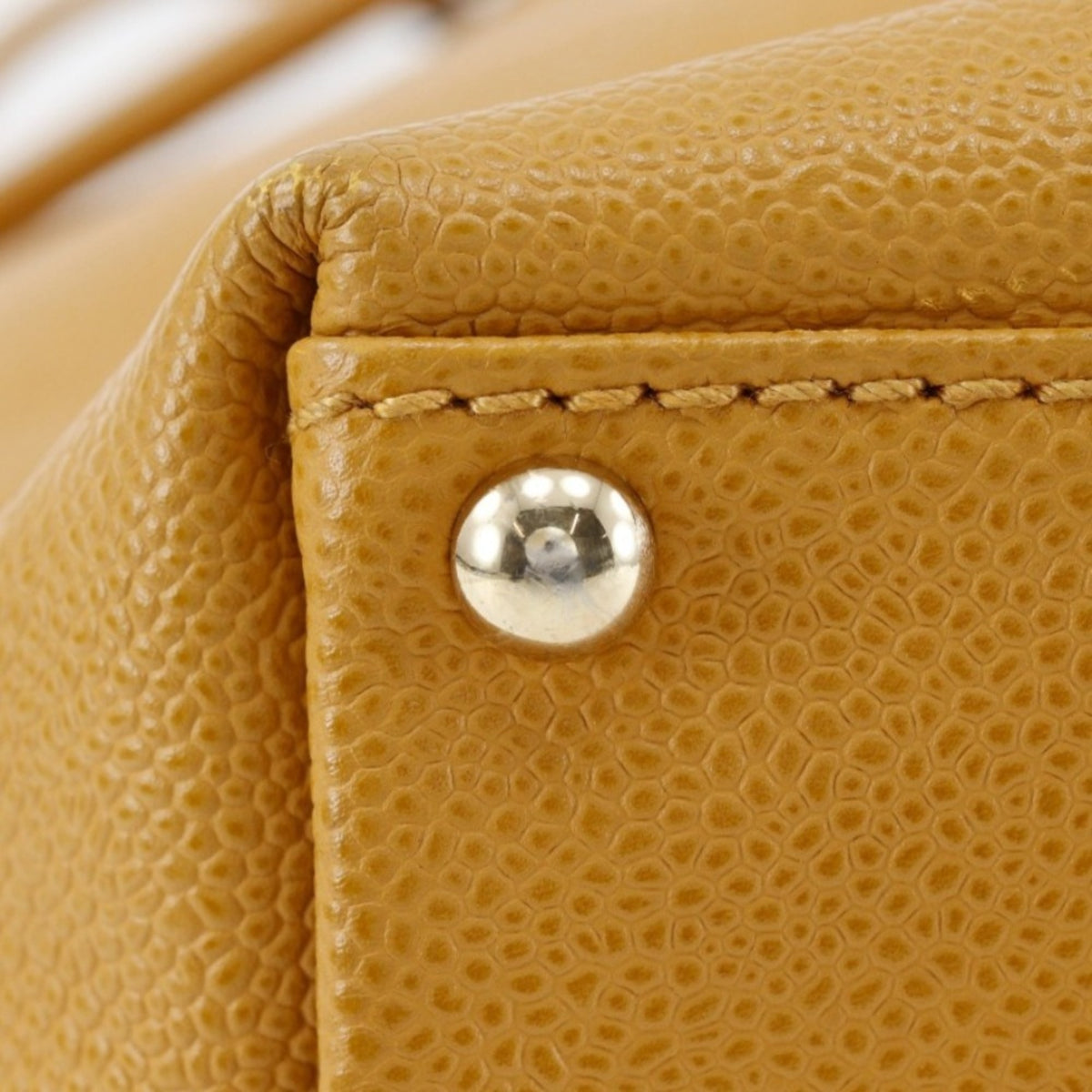 Chanel Brown Grained Calfskin Tote Bag (Pre-Owned)