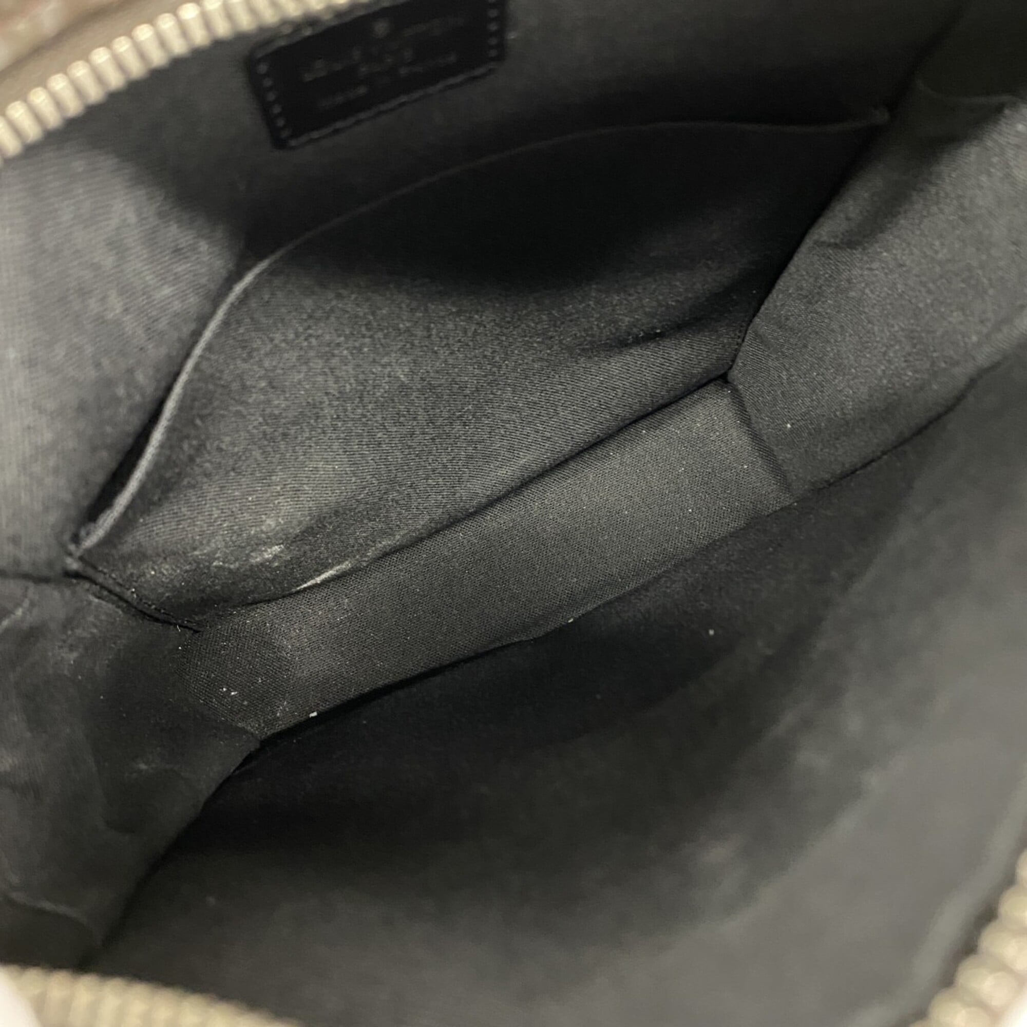Louis Vuitton Coffee Shoulder Bag (Pre-Owned)