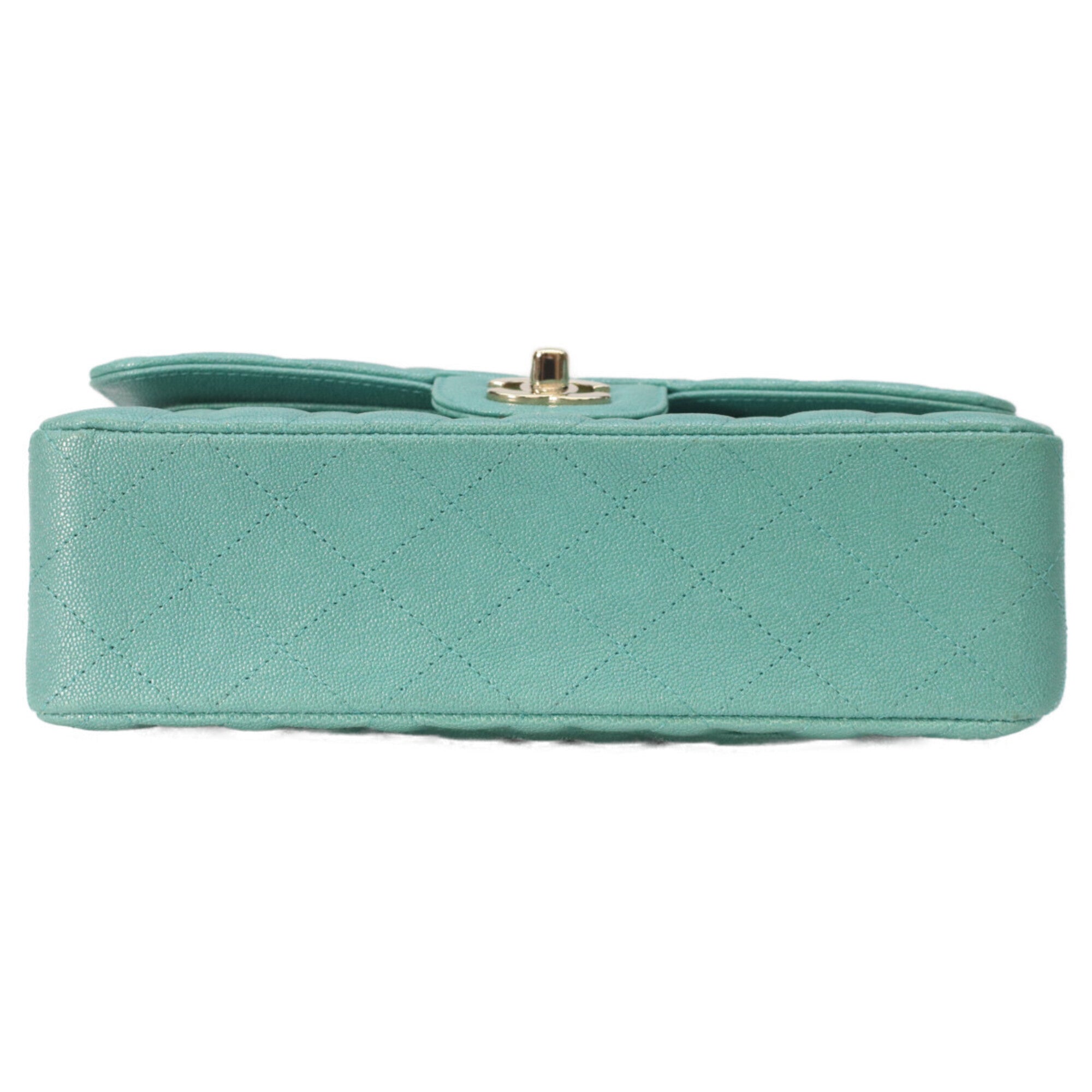 Chanel Green Grained Calfskin Shoulder Bag (Pre-Owned)