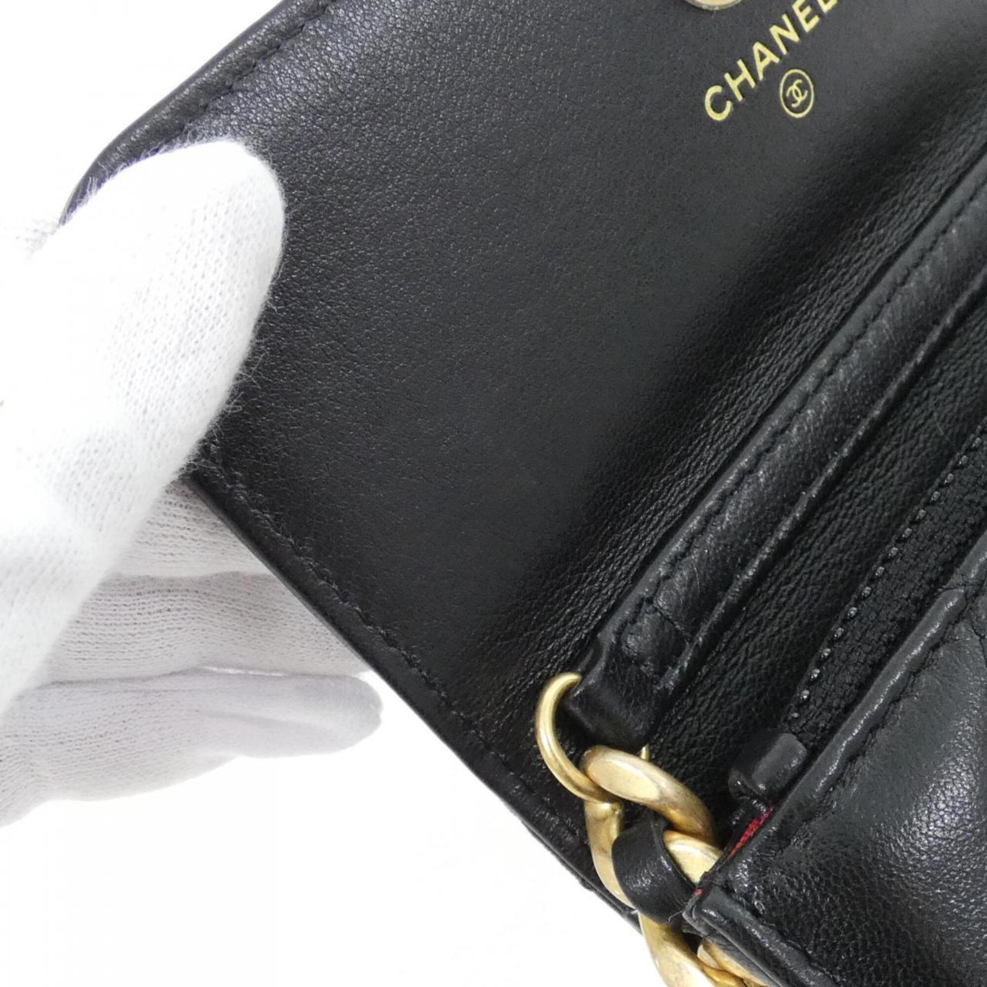 Chanel Black Leather Handbag Shoulder Bag (Pre-Owned)
