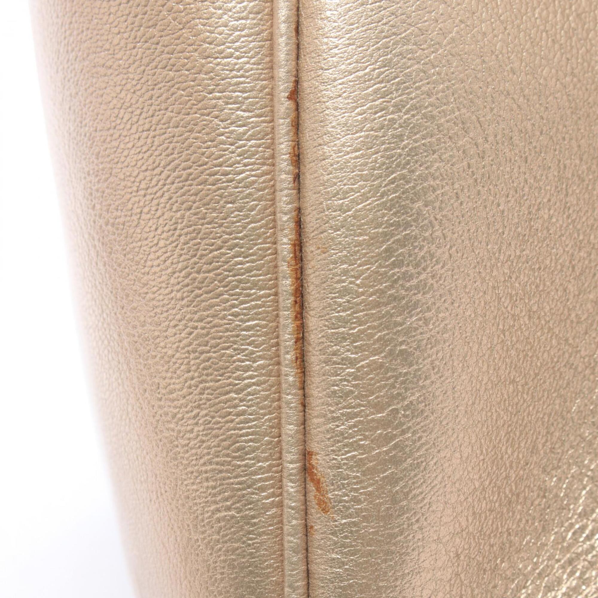 Cartier Gold Leather Handbag (Pre-Owned)