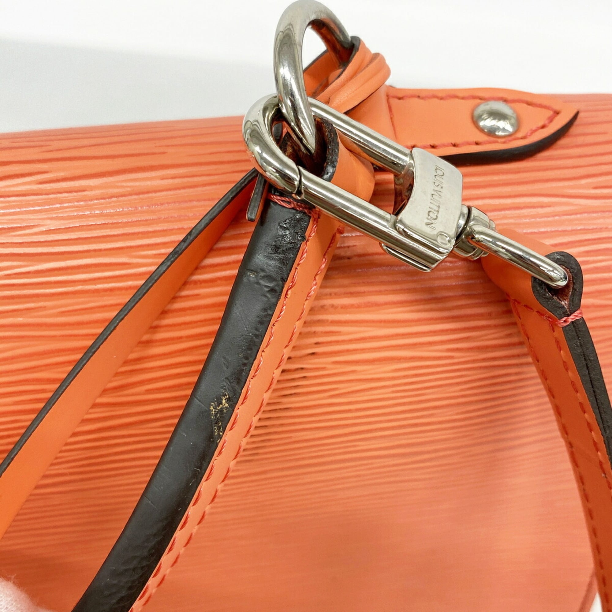 Louis Vuitton Poppy Petal Handbag (Pre-Owned)
