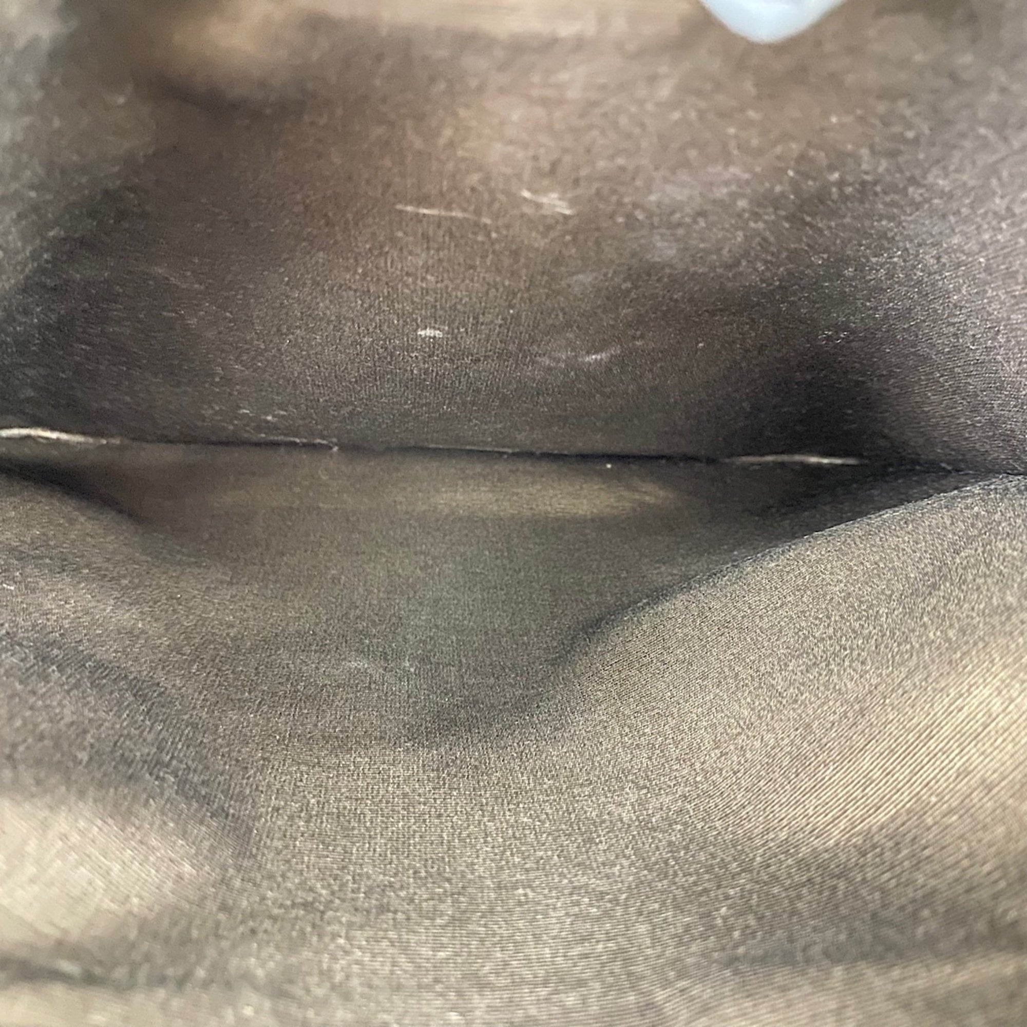 Gucci Beige Shoulder Bag (Pre-Owned)