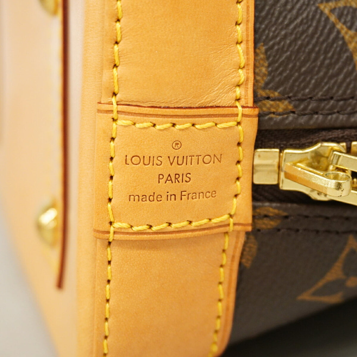 Louis Vuitton Brown Handbag (Pre-Owned)