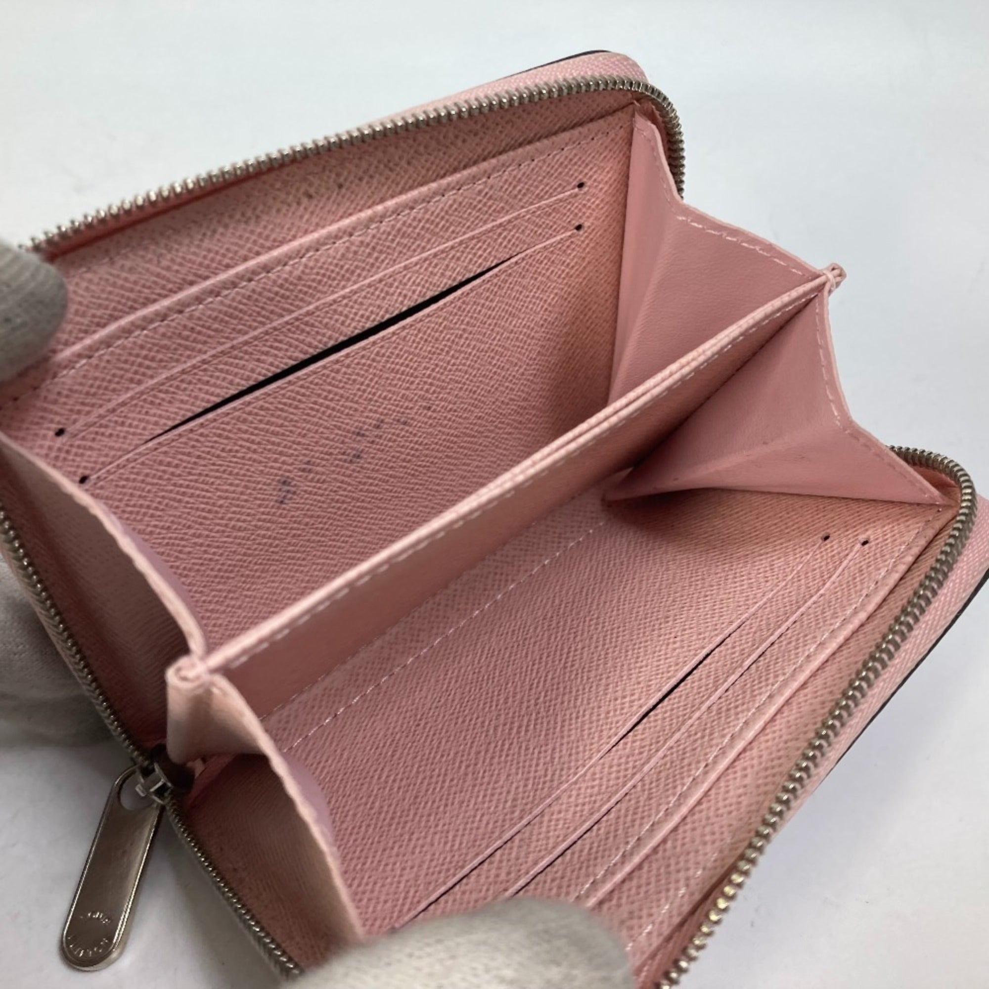 Louis Vuitton Epi Pink Epi Leather Coin Purse/Coin Case (Pre-Owned)