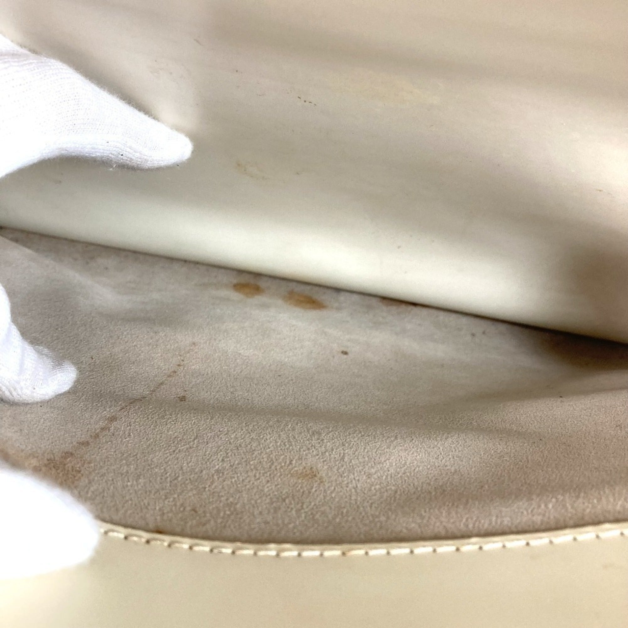 Louis Vuitton Lv Off White White Epi Leather Boston Bag Handbag Shoulder Bag (Pre-Owned)