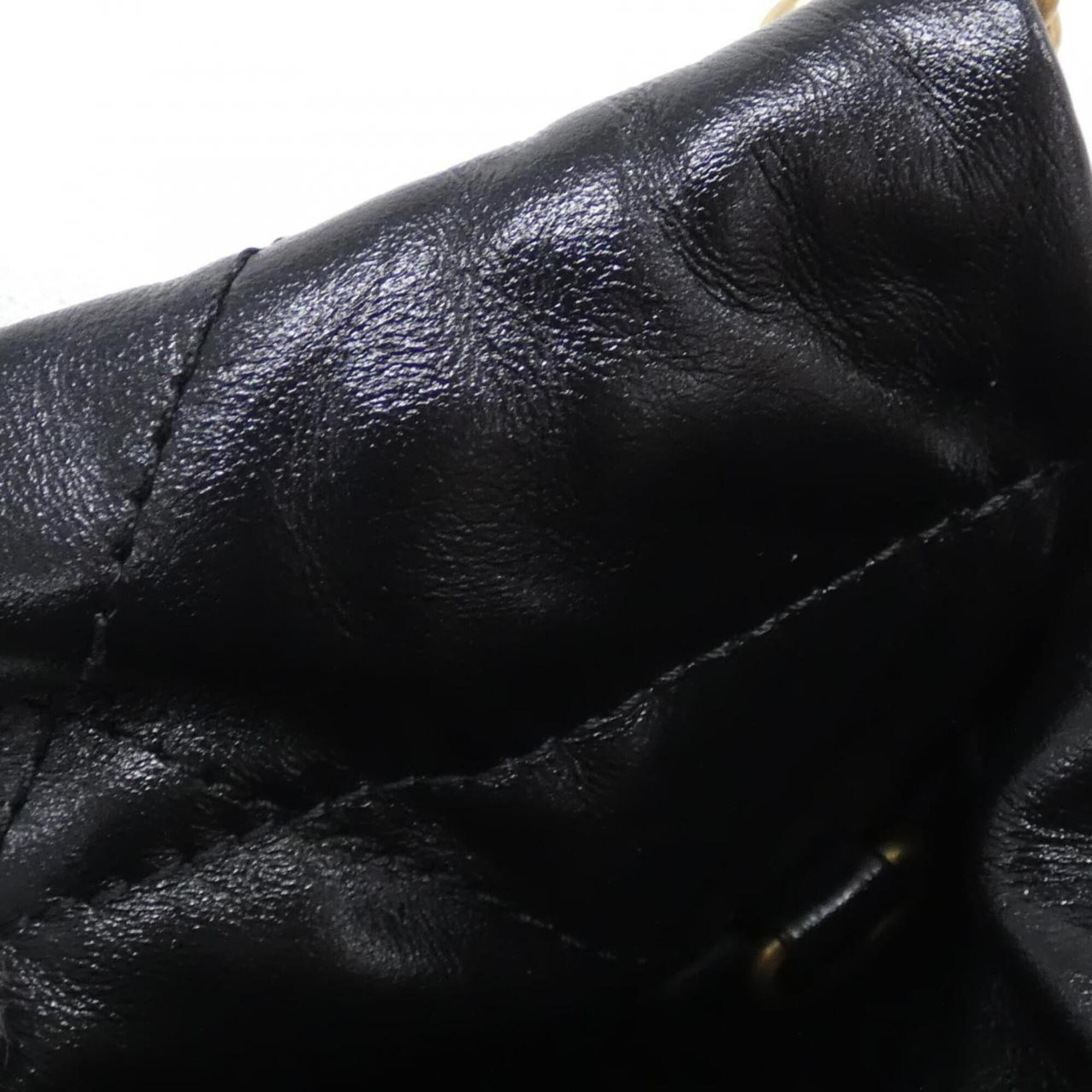 Chanel Black Leather Handbag (Pre-Owned)