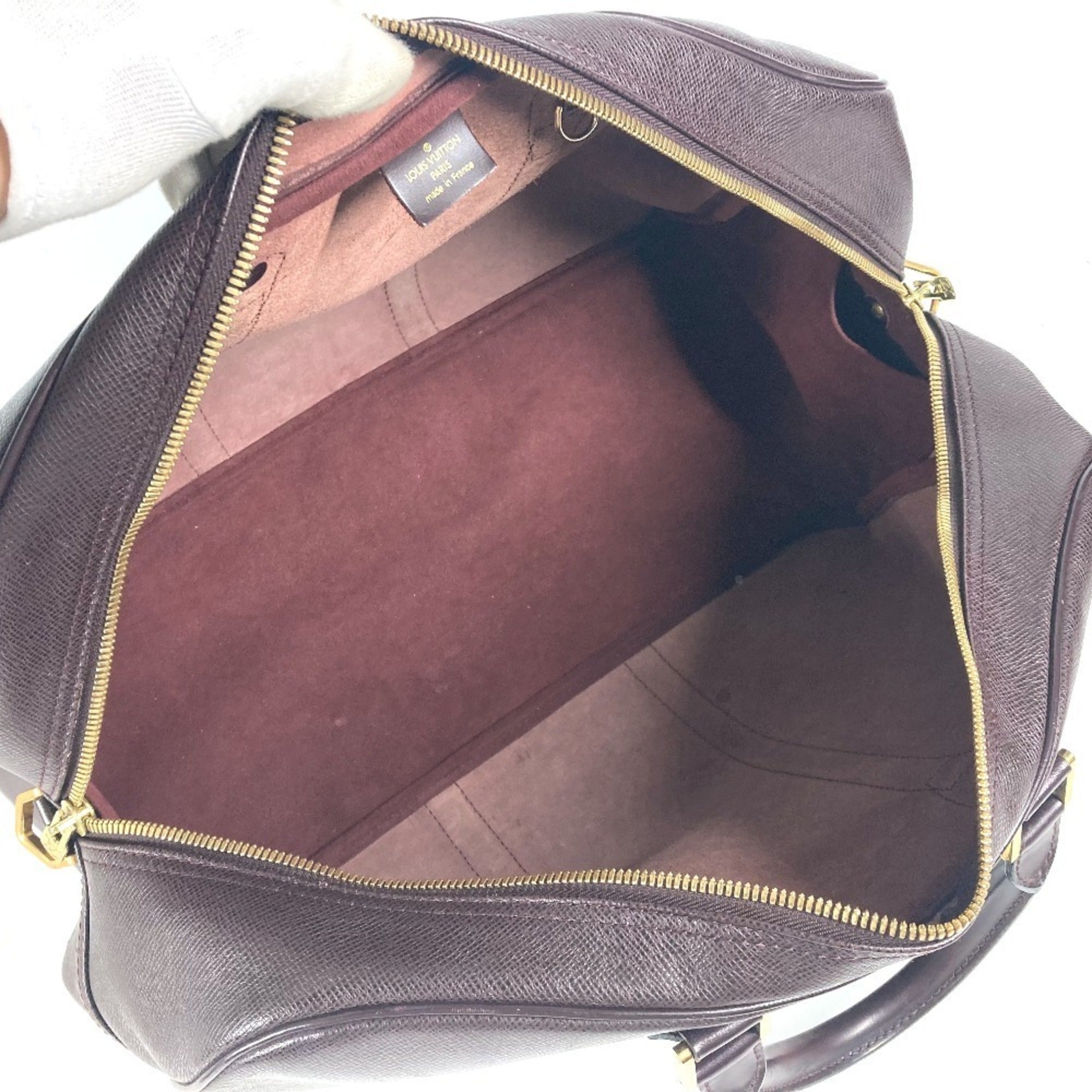 Louis Vuitton Acajou Taiga Leather Boston Bag Handbag (Pre-Owned)
