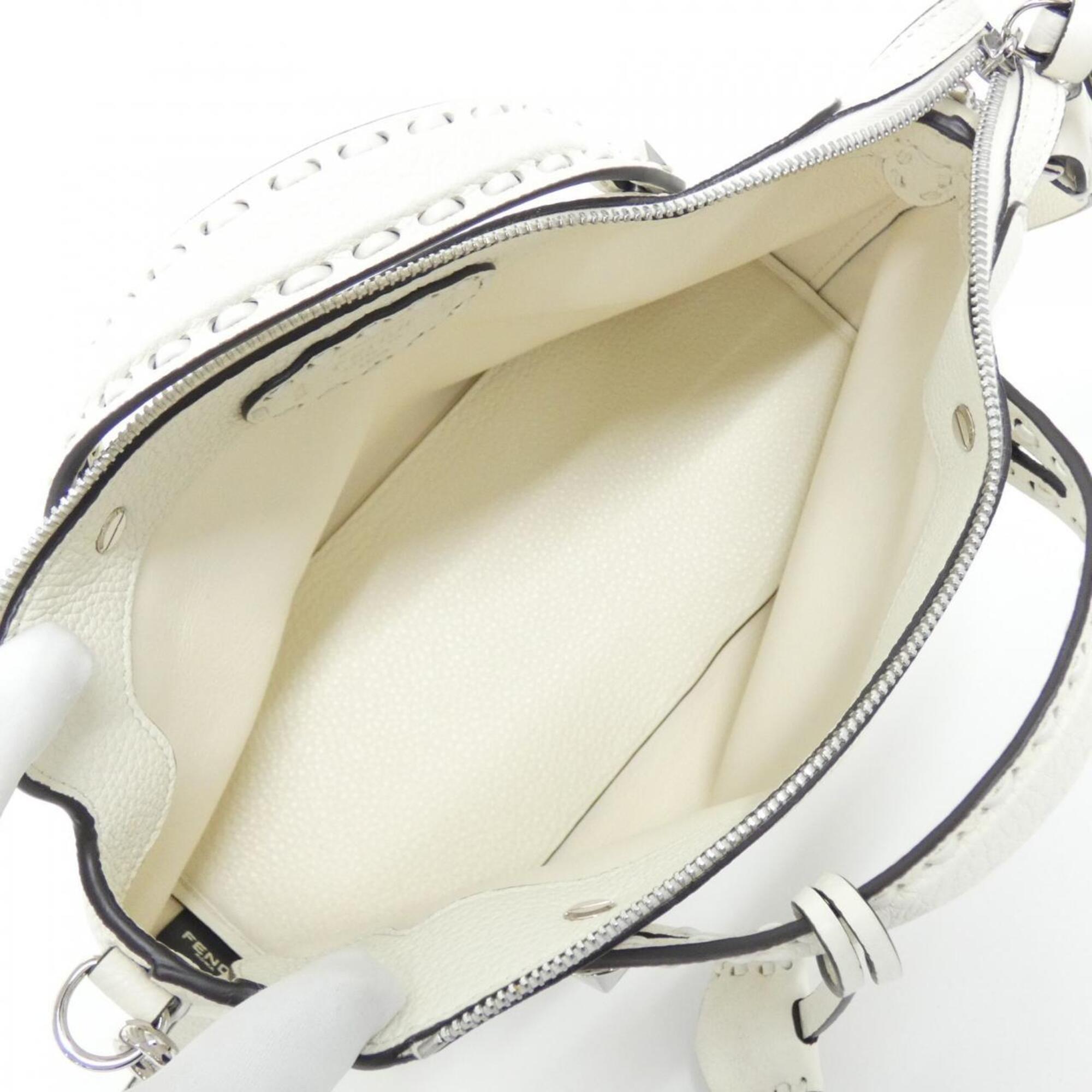 Fendi White Leather Handbag (Pre-Owned)